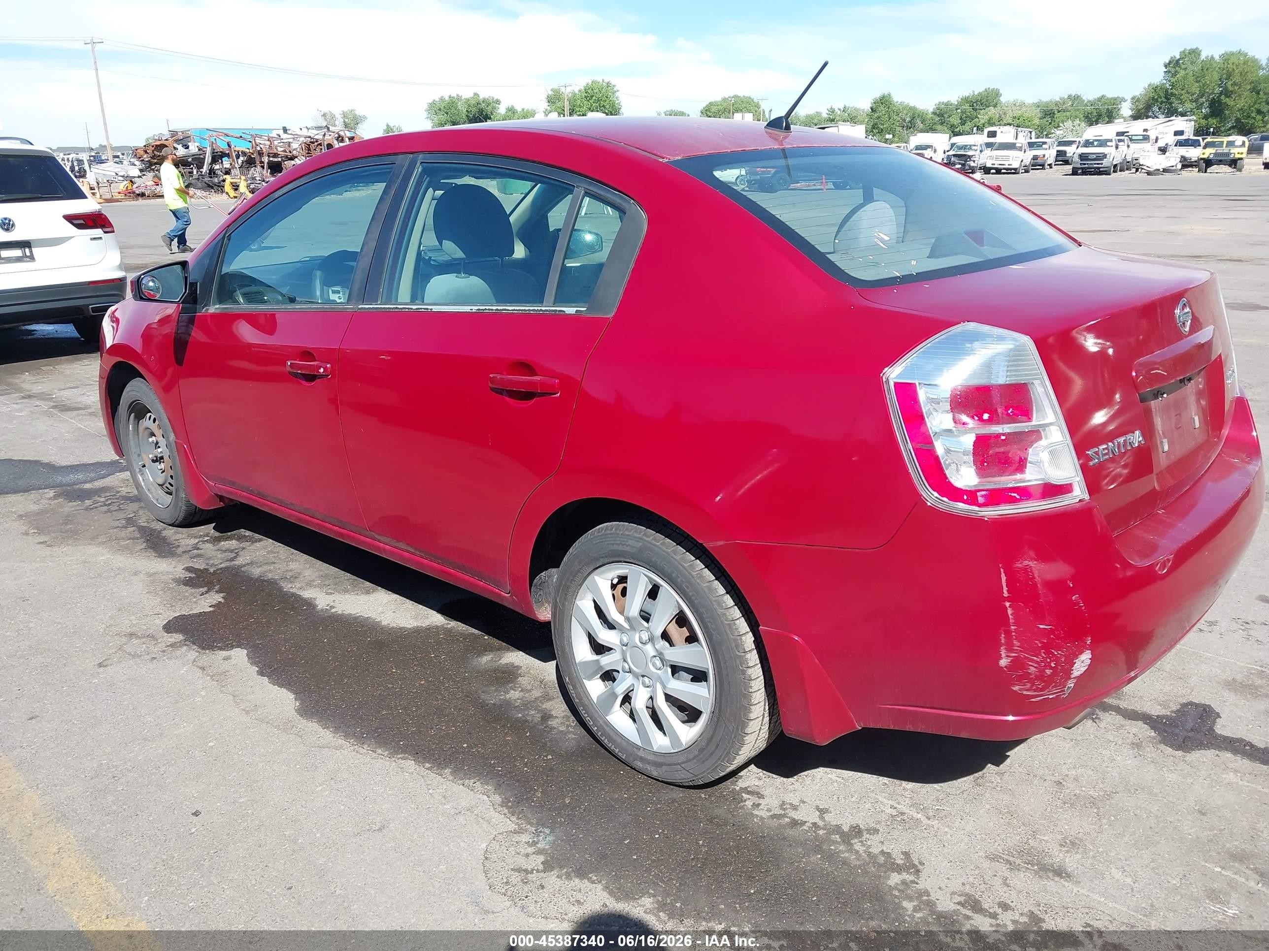 2007 Nissan Sentra 2.0s Red vin: 3N1AB61E47L691531