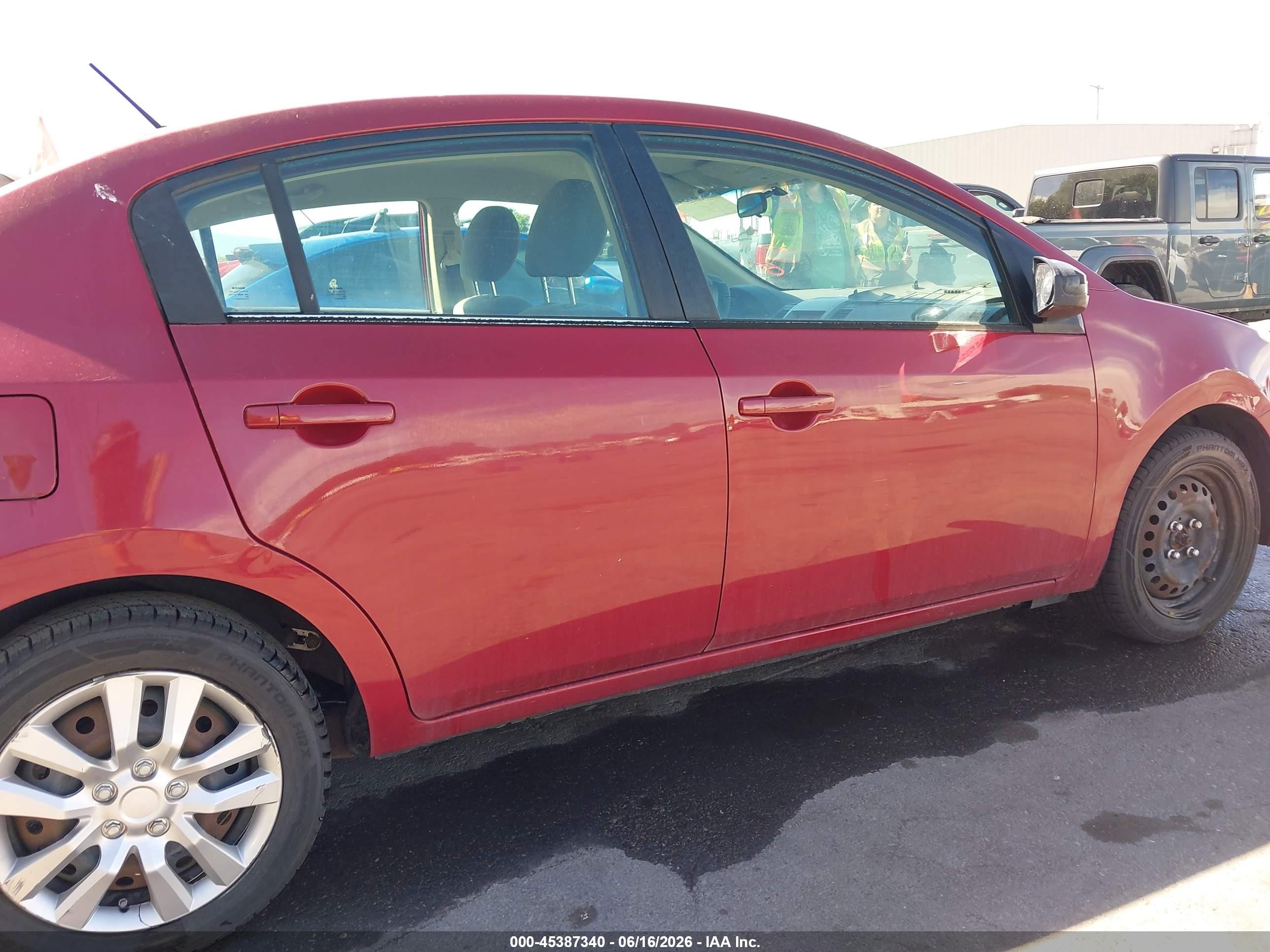 2007 Nissan Sentra 2.0s Red vin: 3N1AB61E47L691531