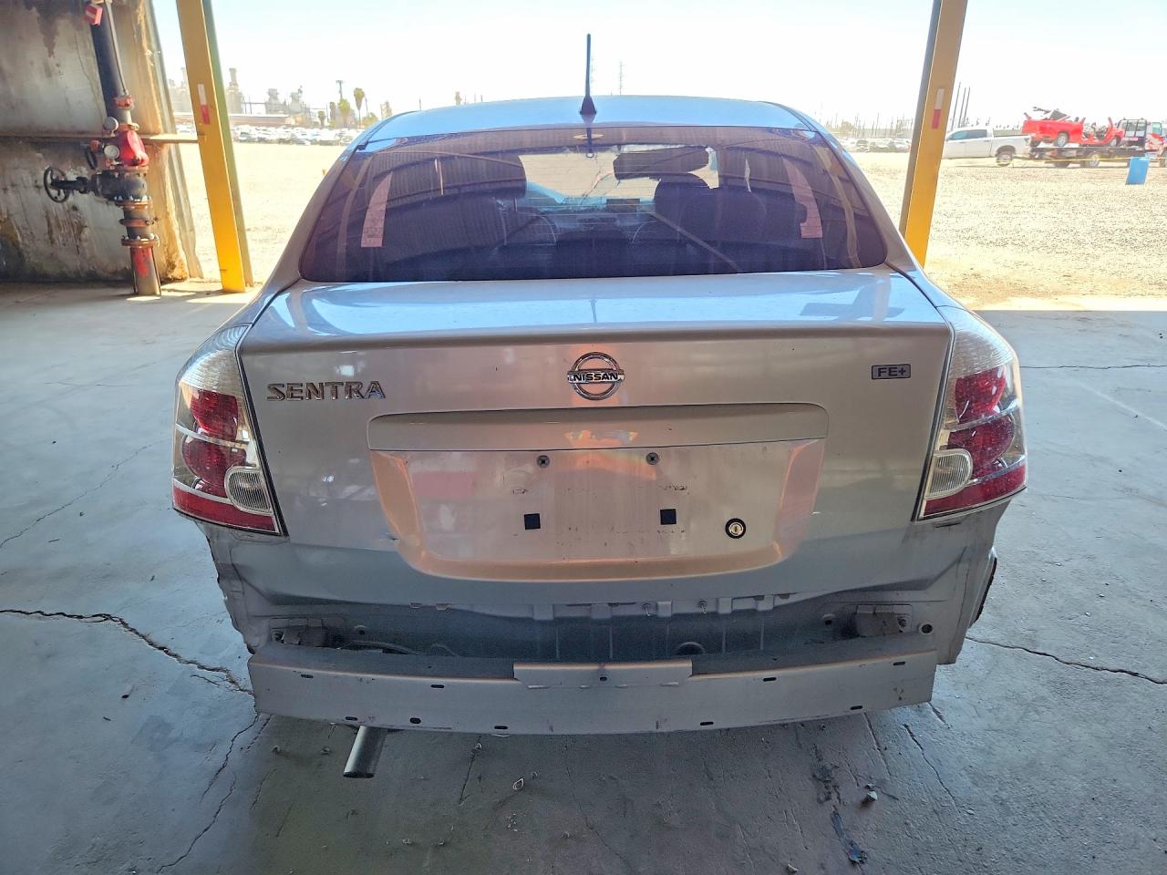 2009 Nissan Sentra 2.0 Silver vin: 3N1AB61E49L692956
