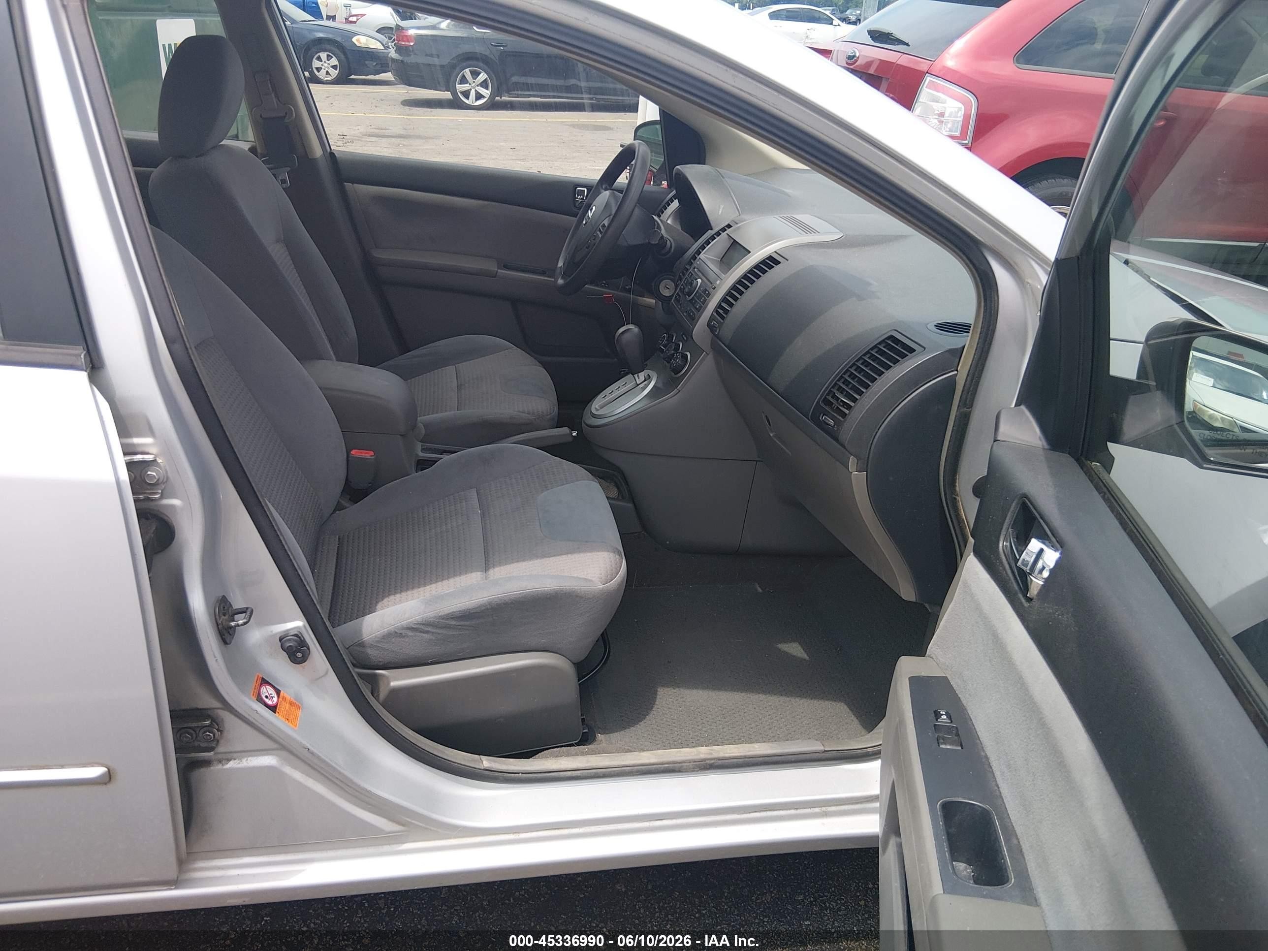 2008 Nissan Sentra 2.0s Silver vin: 3N1AB61E58L693189