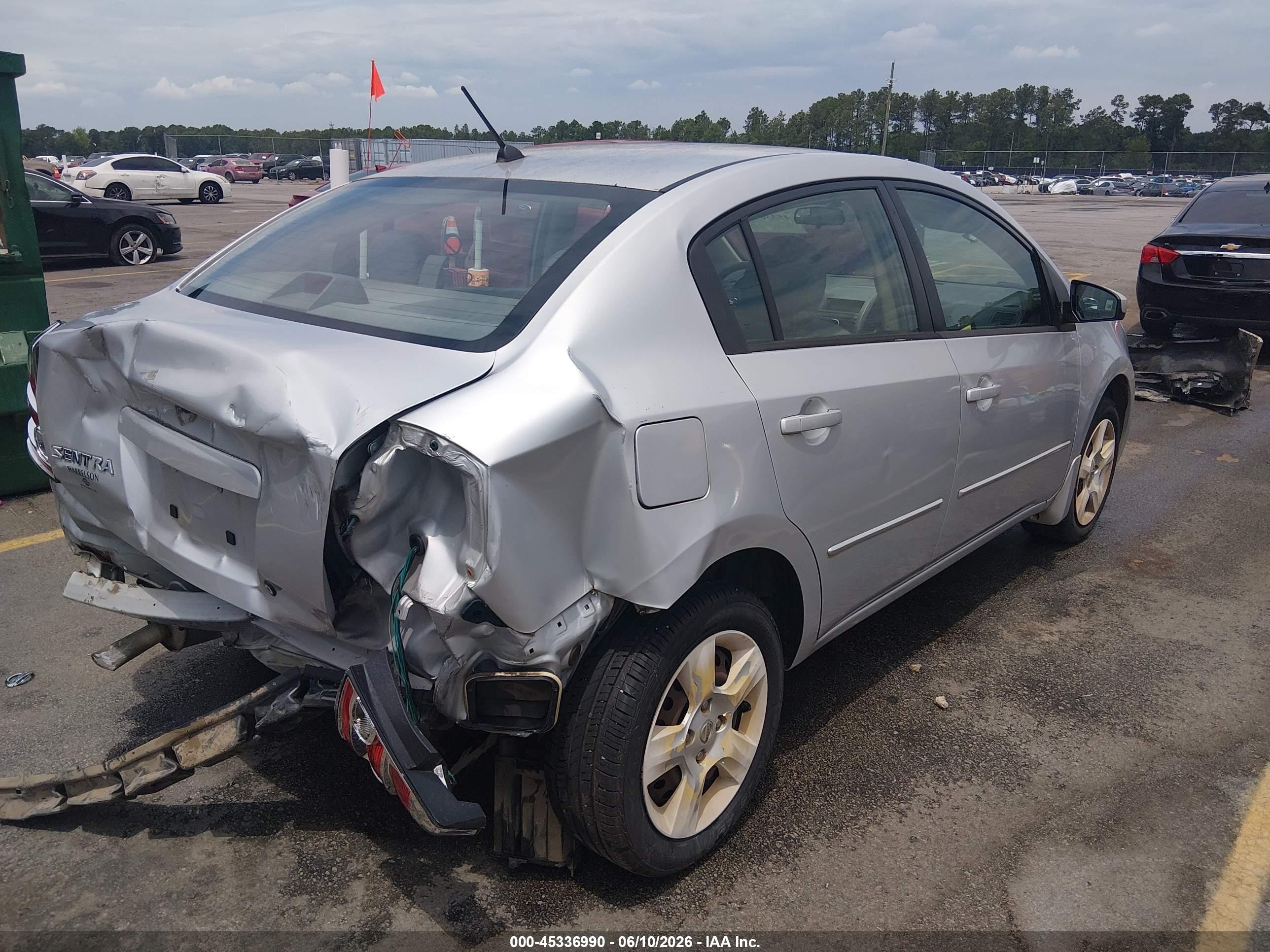 2008 Nissan Sentra 2.0s Silver vin: 3N1AB61E58L693189