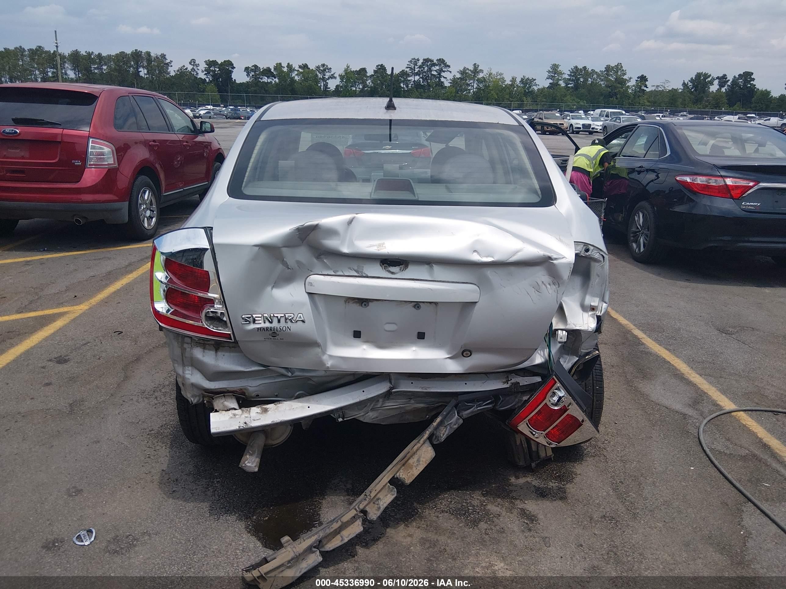 2008 Nissan Sentra 2.0s Silver vin: 3N1AB61E58L693189