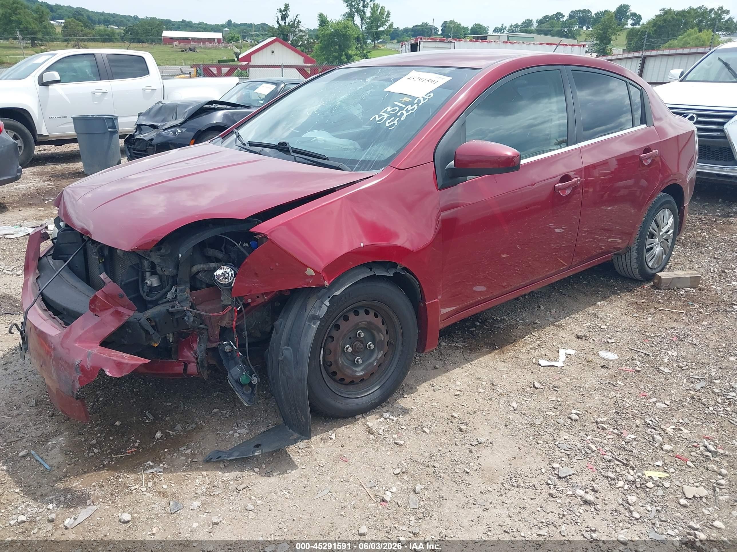 2008 Nissan Sentra 2.0 Red vin: 3N1AB61E58L723131