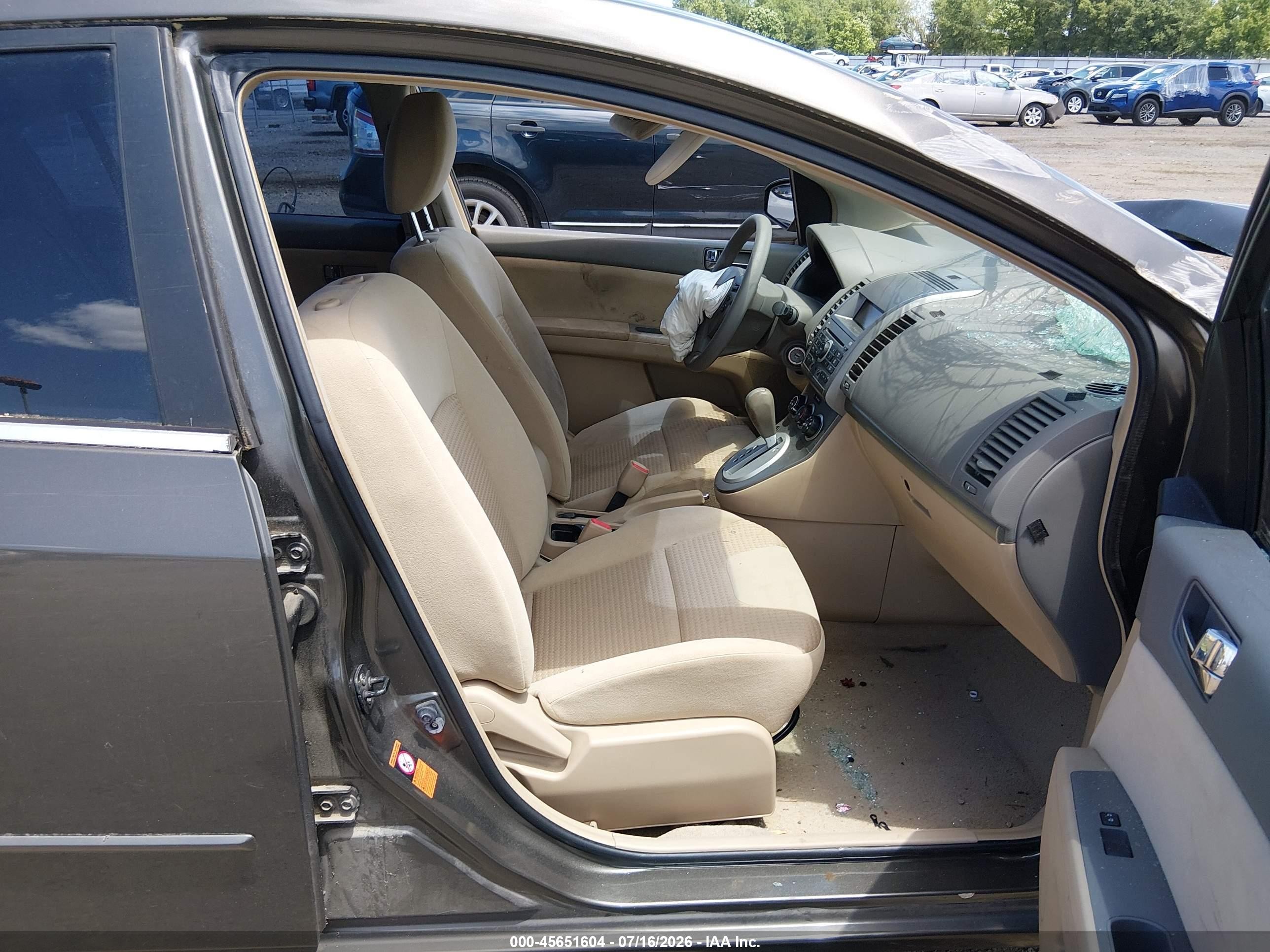 2008 Nissan Sentra 2.0 S Brown vin: 3N1AB61E58L761667