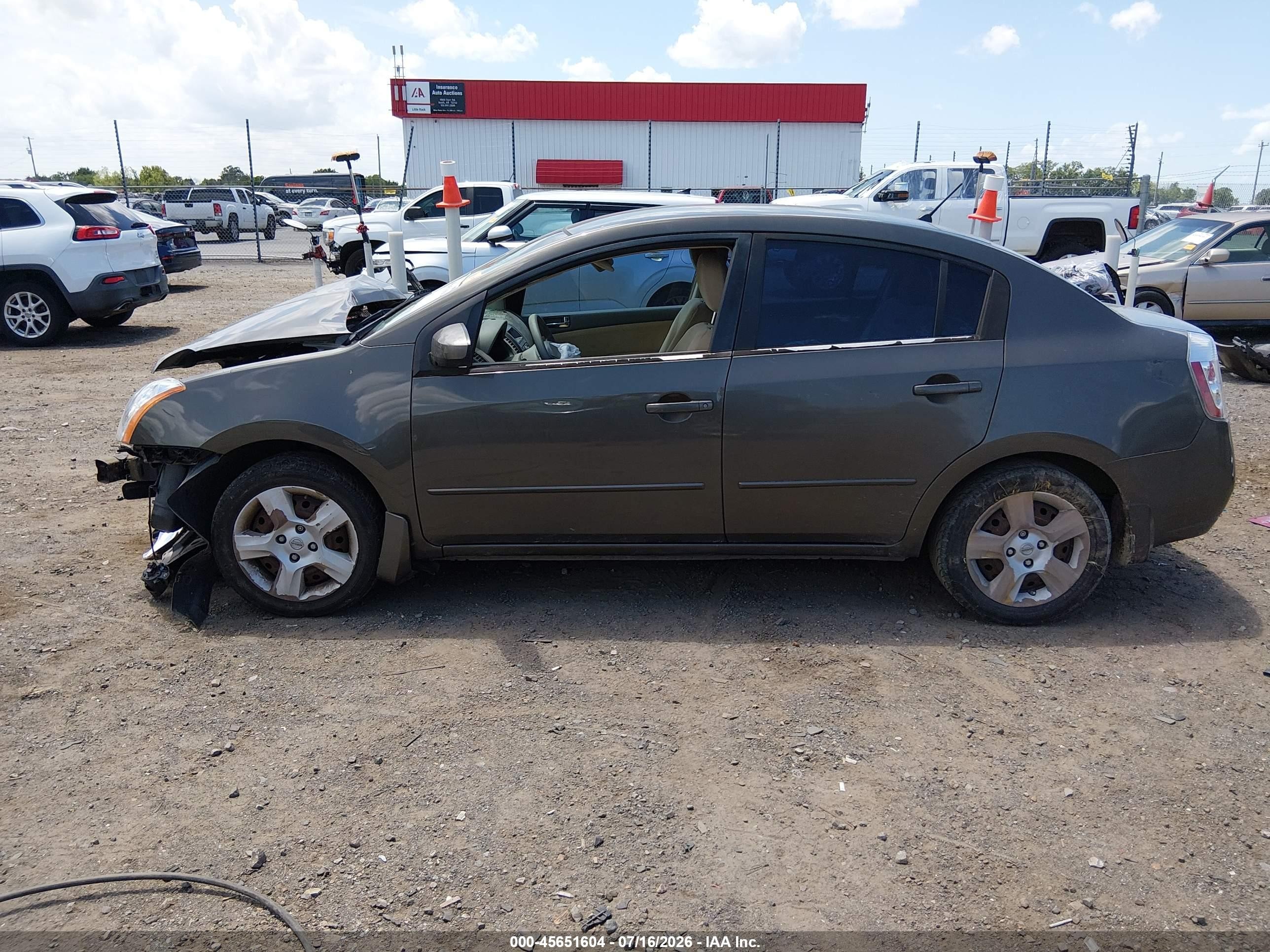 2008 Nissan Sentra 2.0 S Brown vin: 3N1AB61E58L761667