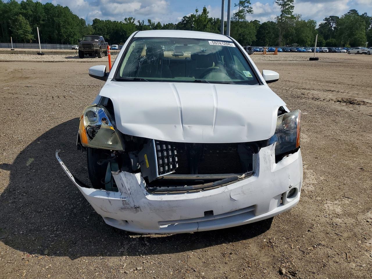 2009 Nissan Sentra 2.0 Белый vin: 3N1AB61E59L650599