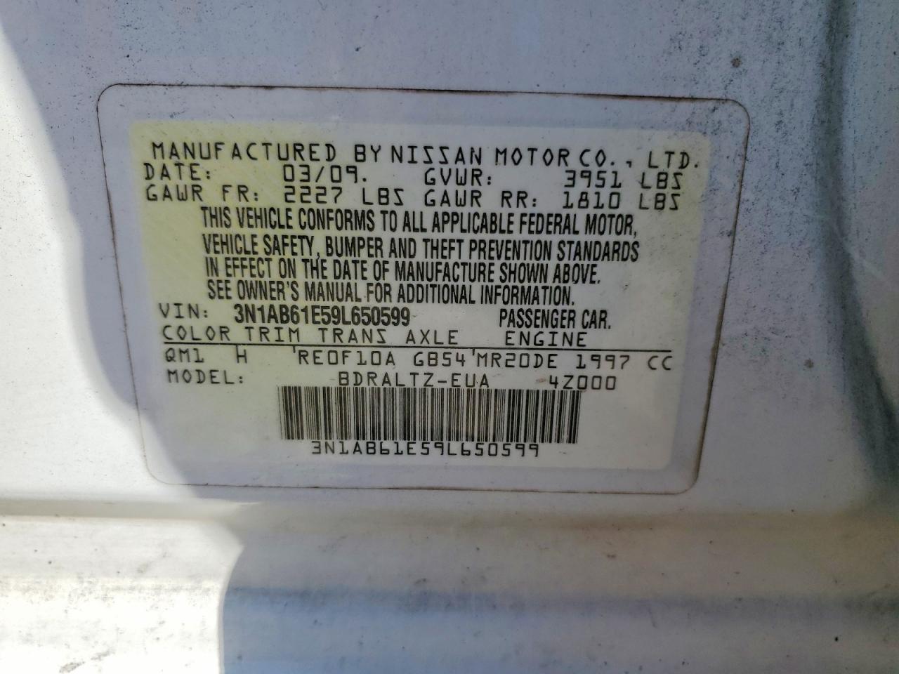 2009 Nissan Sentra 2.0 Белый vin: 3N1AB61E59L650599