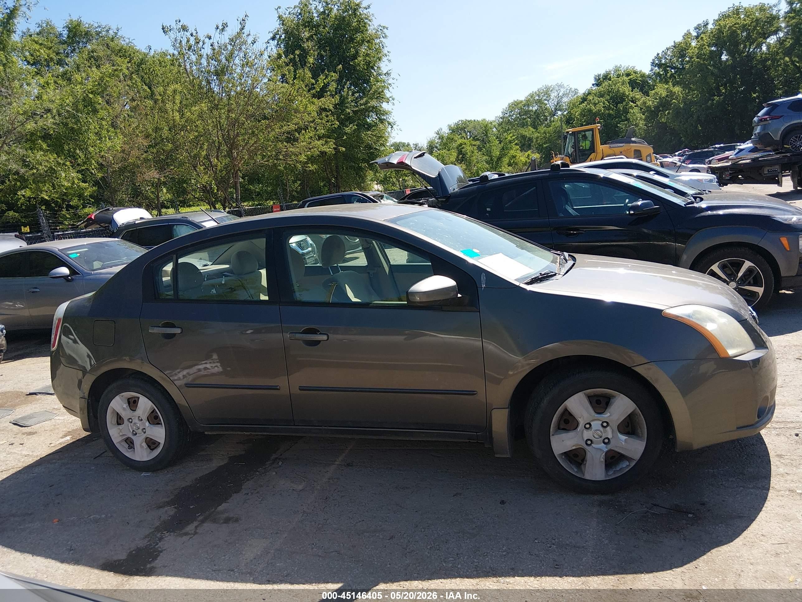 2009 Nissan Sentra 2.0s Champagne vin: 3N1AB61E59L656628
