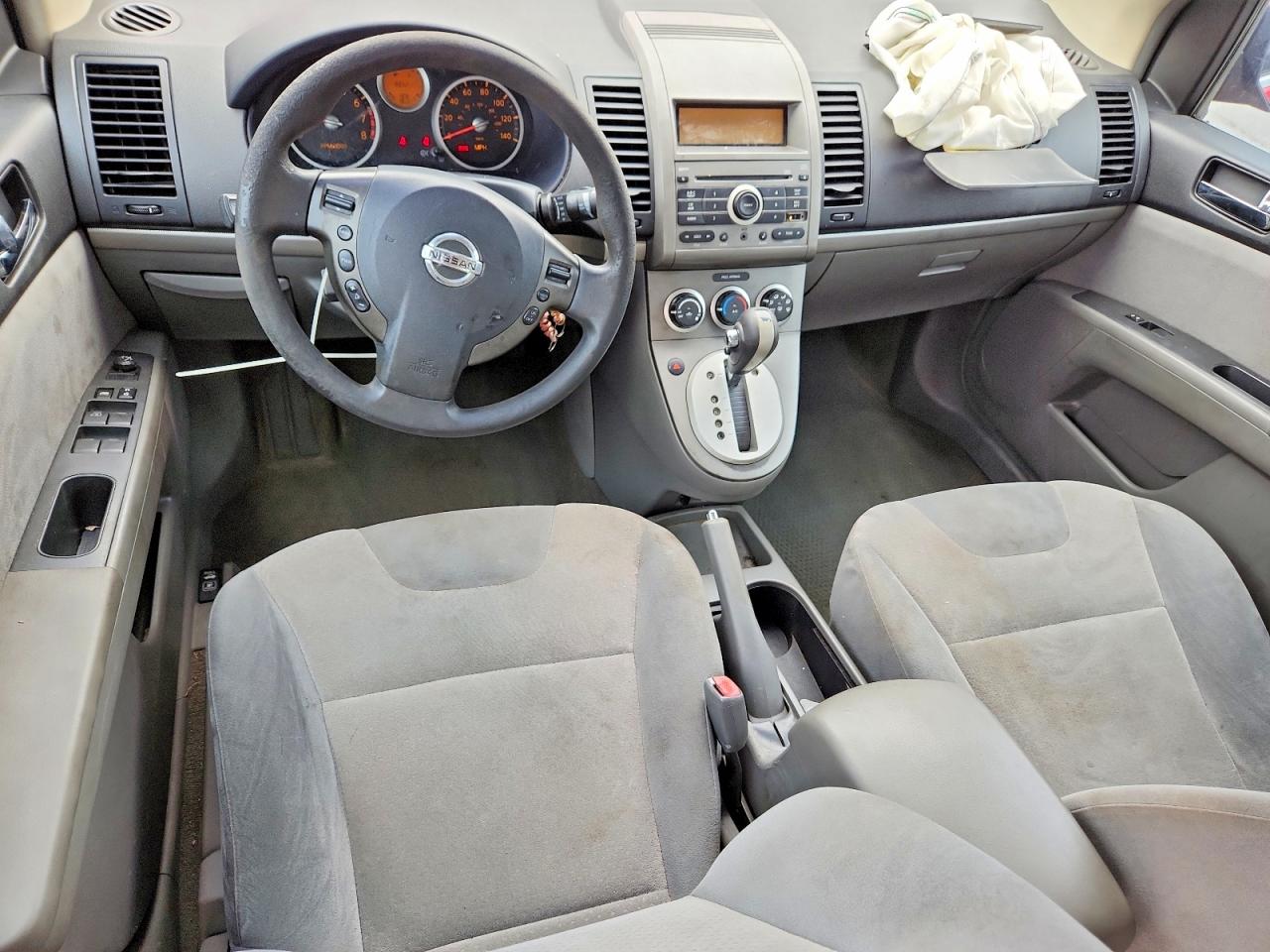 2009 Nissan Sentra 2.0 Red vin: 3N1AB61E59L675292