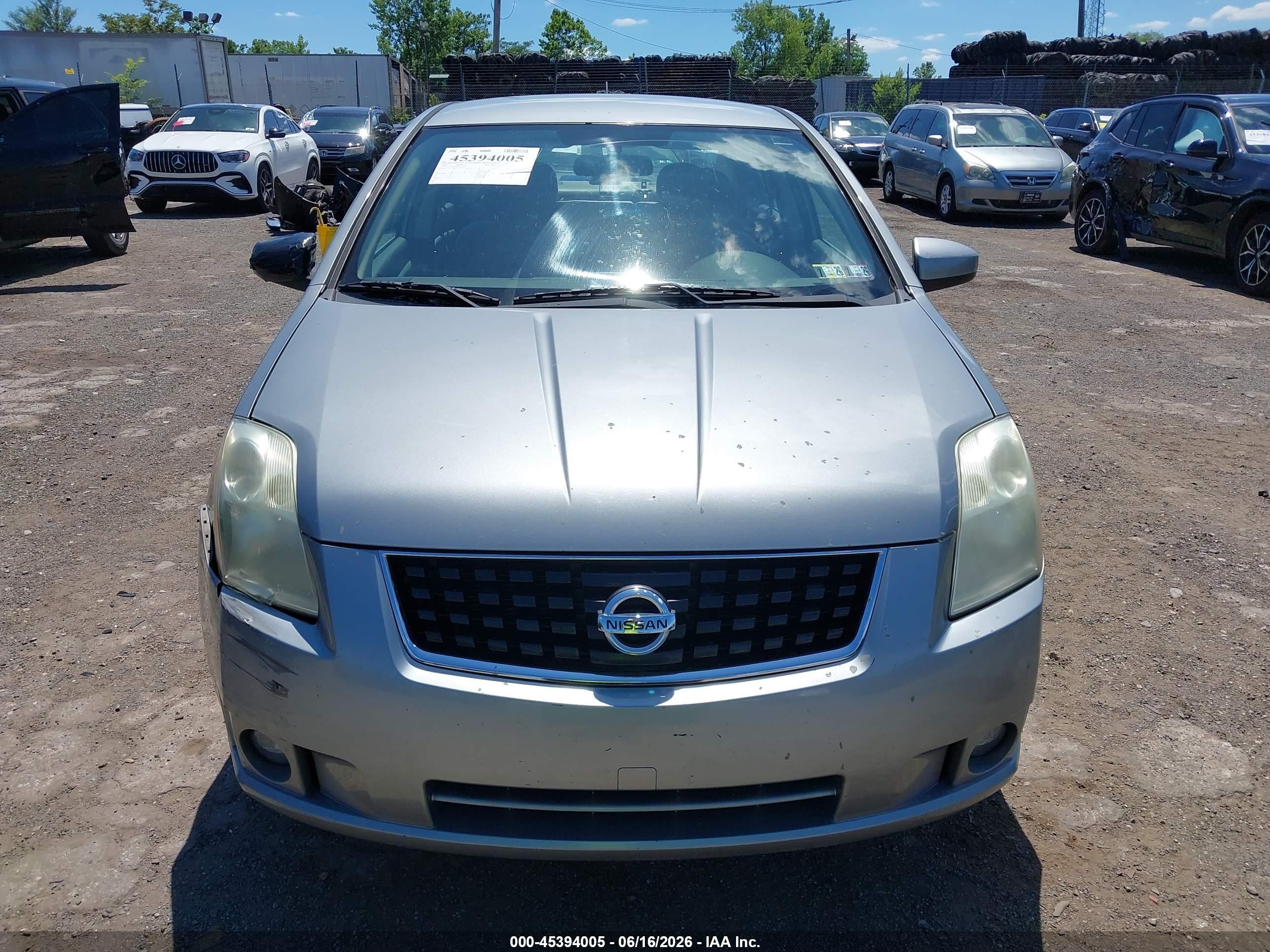 2009 Nissan Sentra 2.0s Silver vin: 3N1AB61E59L682369