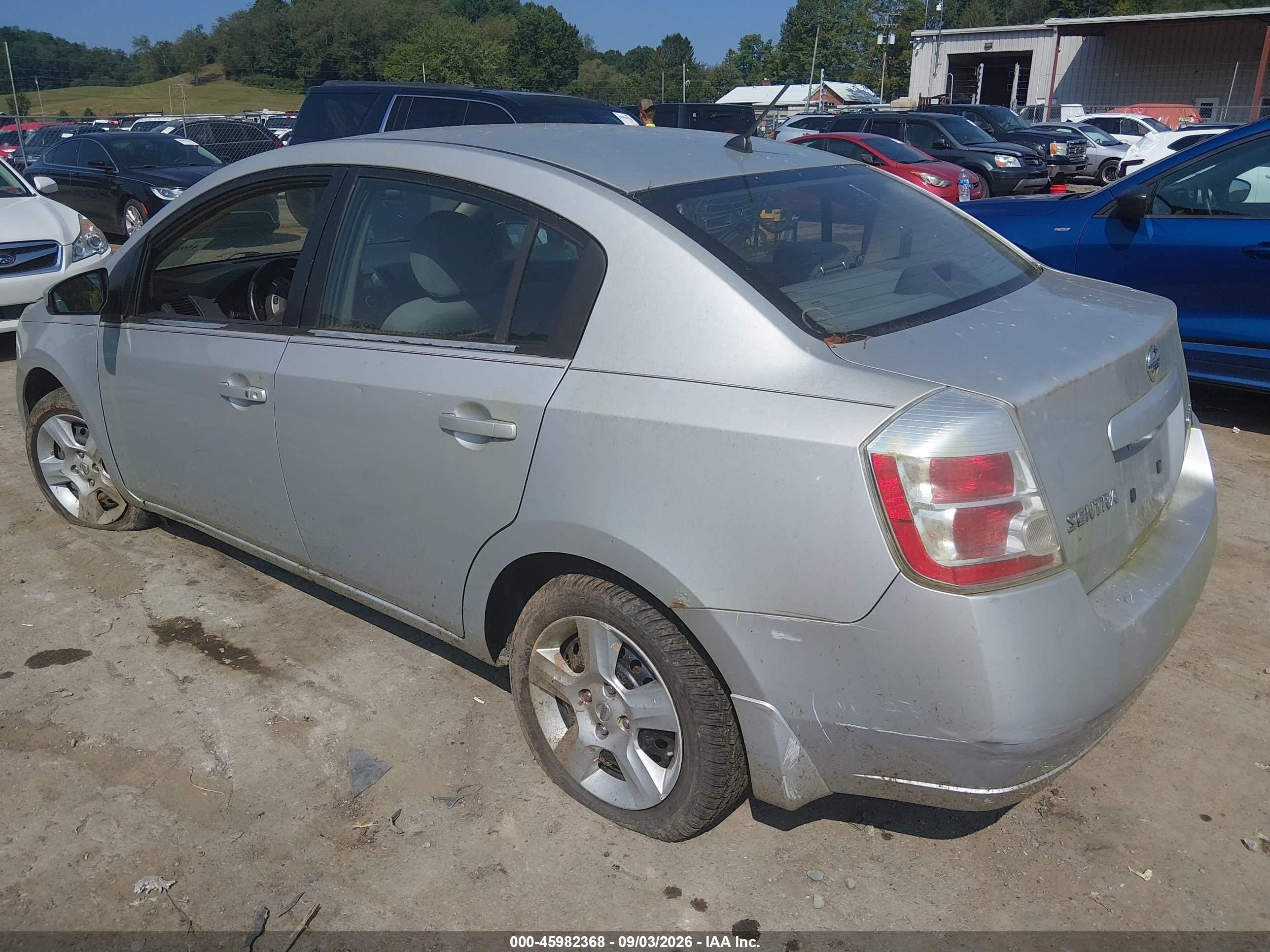 2007 Nissan Sentra 2.0s Silver vin: 3N1AB61E67L643030