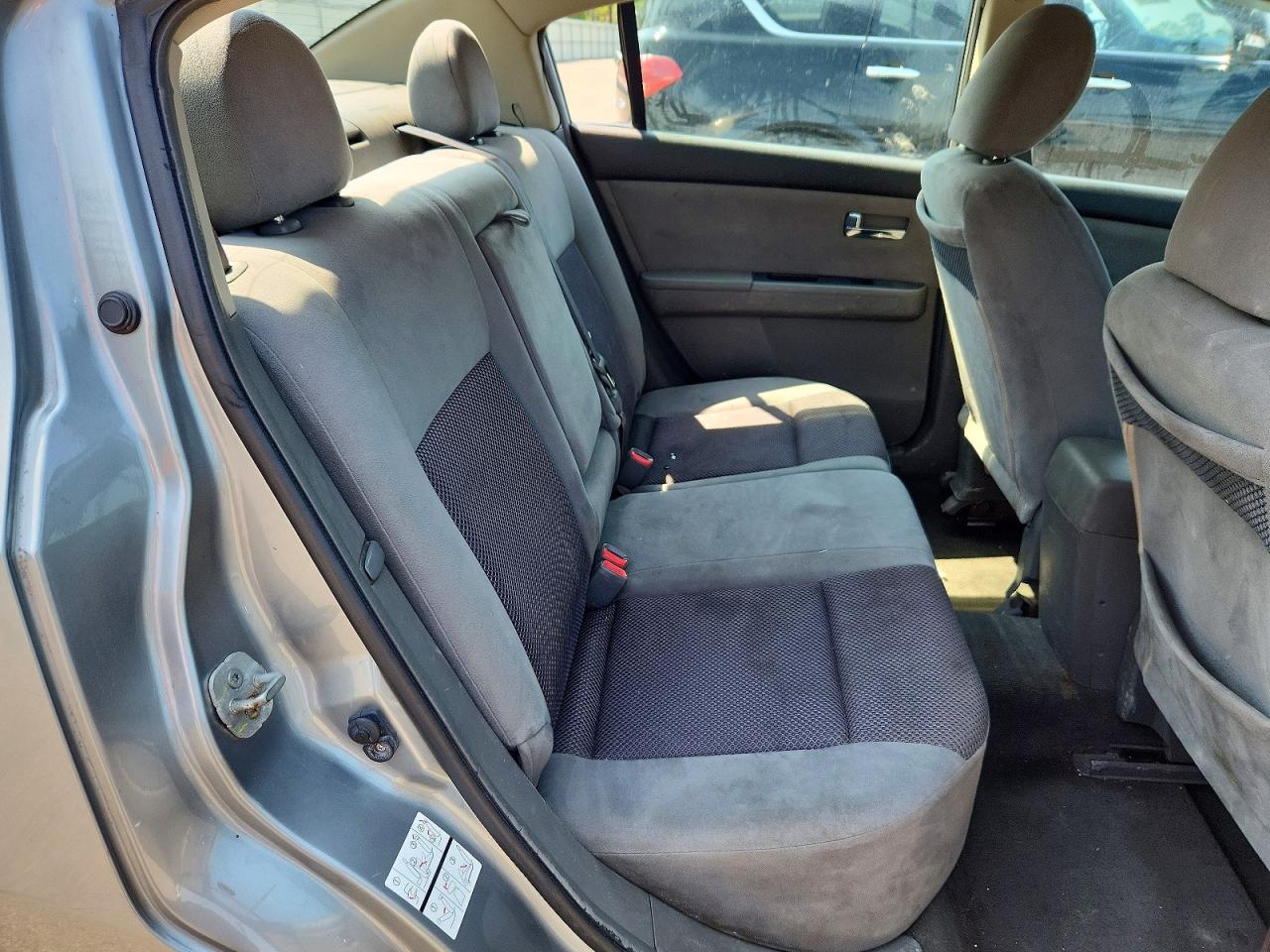 2007 Nissan Sentra 2.0 Silver vin: 3N1AB61E67L665125