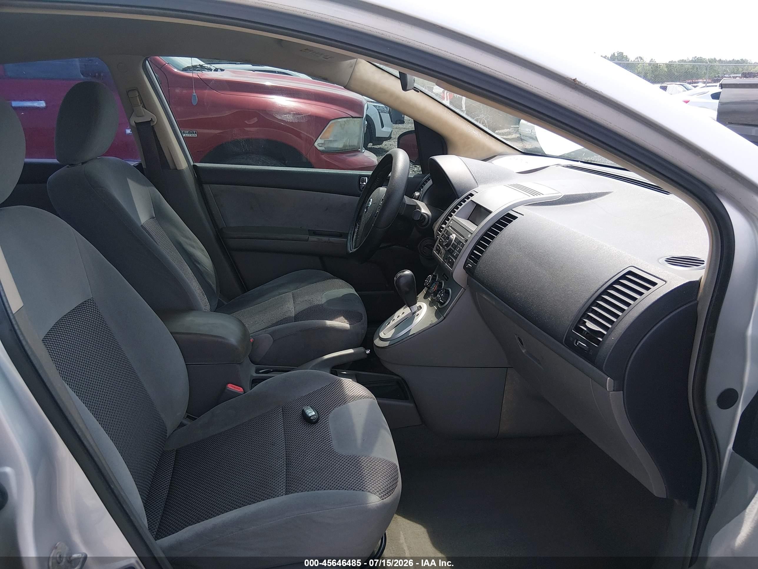 2007 Nissan Sentra 2.0s Silver vin: 3N1AB61E67L675153