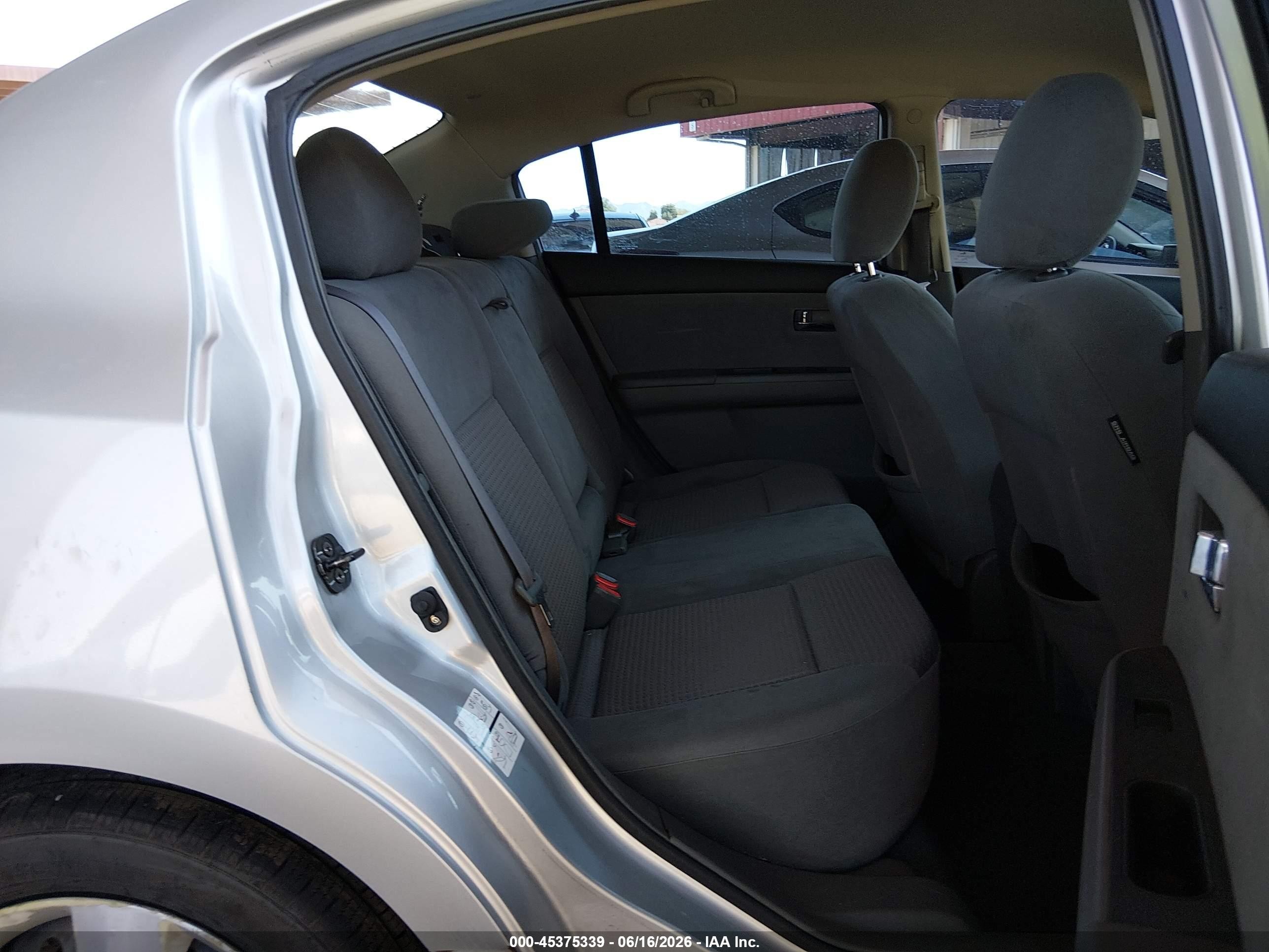 2008 Nissan Sentra 2.0s Серебряный vin: 3N1AB61E68L755604