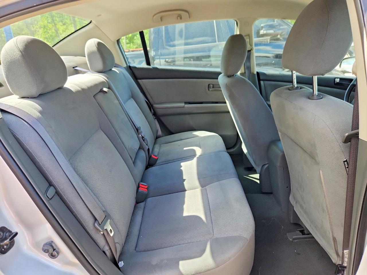 2009 Nissan Sentra 2.0 Silver vin: 3N1AB61E69L641104