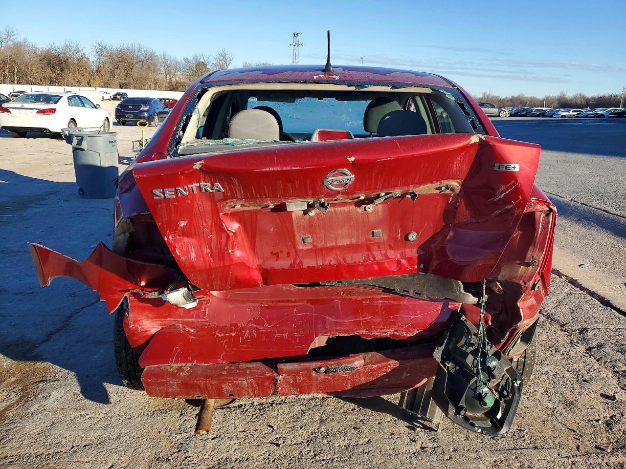 2009 Nissan Sentra 2.0 Red vin: 3N1AB61E69L641538