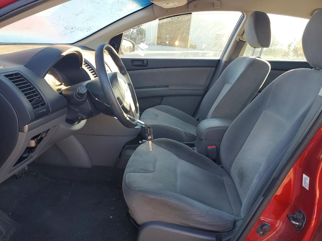 2009 Nissan Sentra 2.0 Red vin: 3N1AB61E69L641538