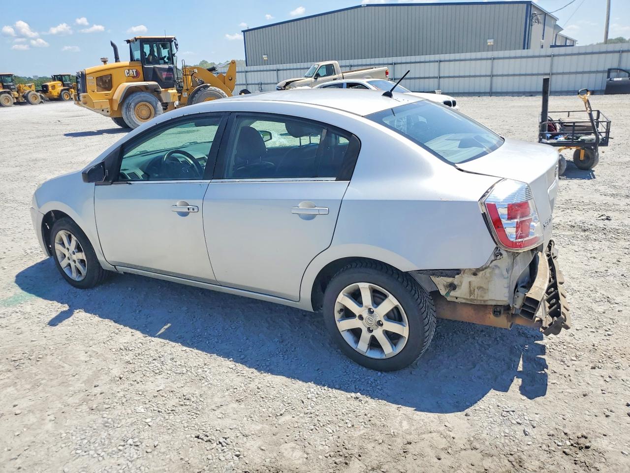 2007 Nissan Sentra 2.0 Серебряный vin: 3N1AB61E77L640959
