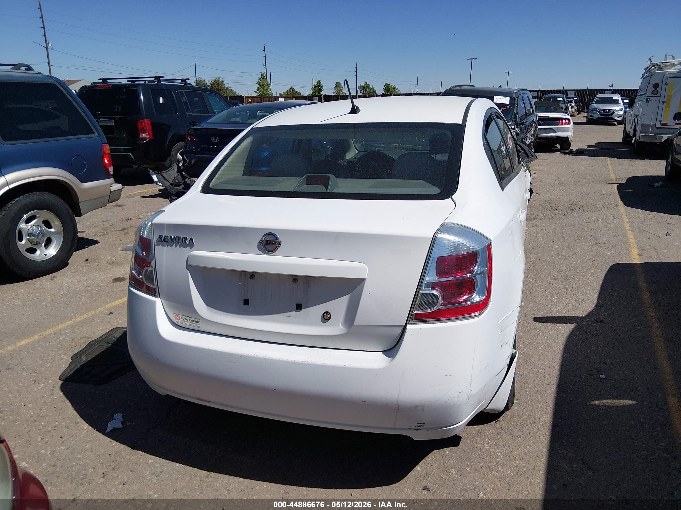 2009 Nissan Sentra 2.0 White vin: 3N1AB61E79L645386