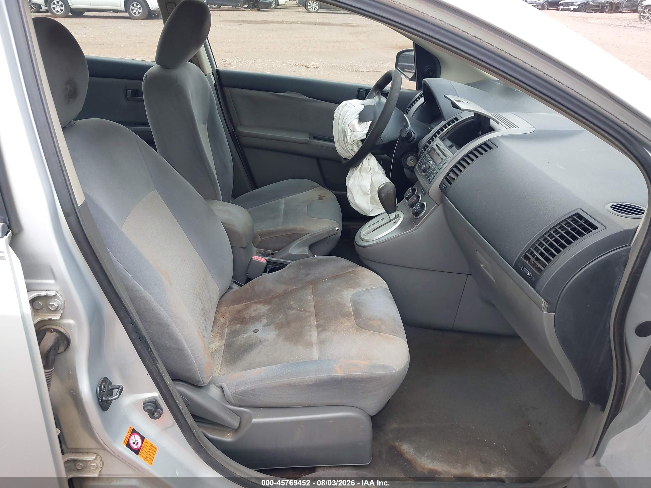 2009 Nissan Sentra 2.0 Silver vin: 3N1AB61E79L670255