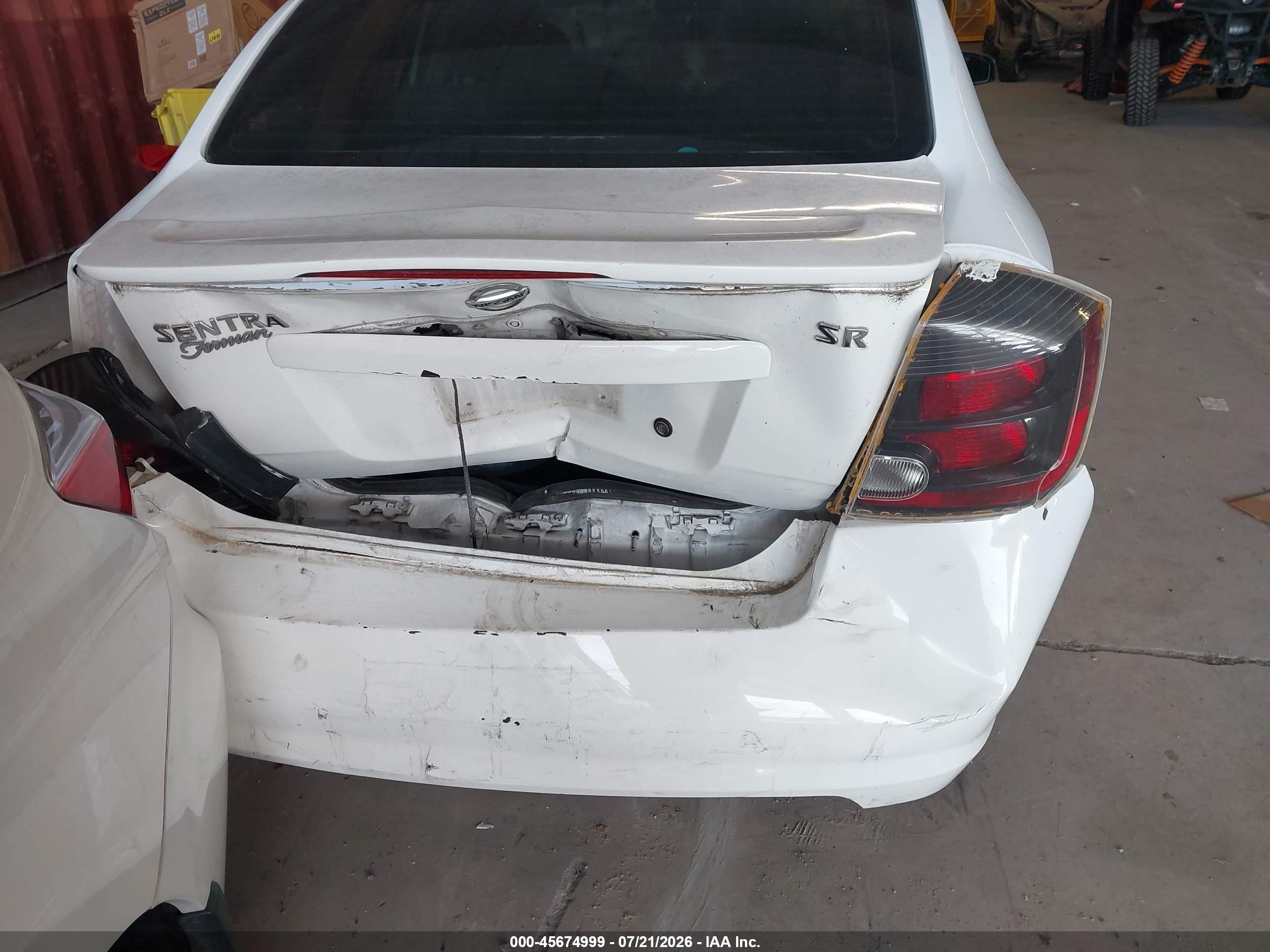 2009 Nissan Sentra 2.0sr White vin: 3N1AB61E79L695799