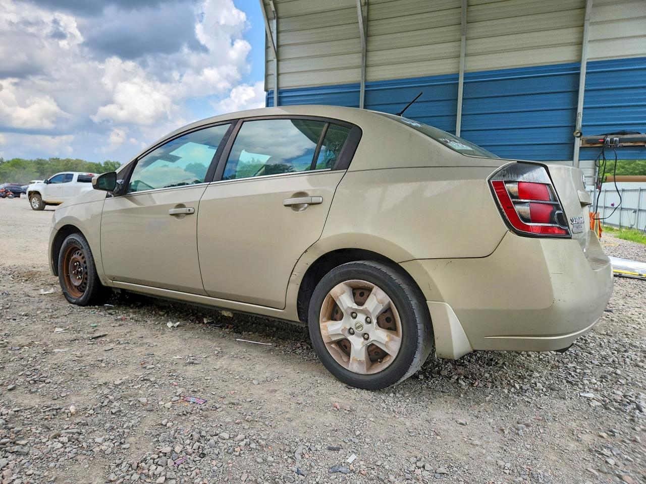 2007 Nissan Sentra 2.0 Золотой vin: 3N1AB61E87L635575