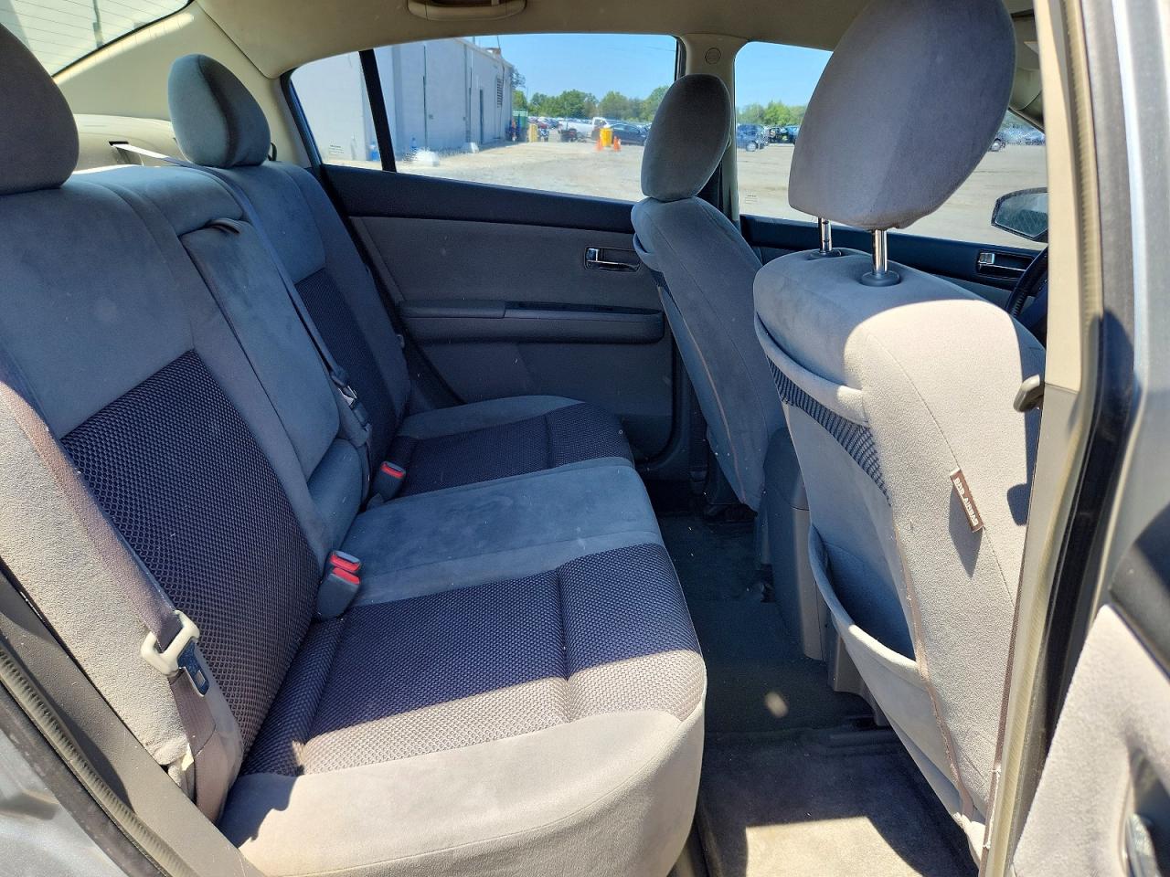 2007 Nissan Sentra 2.0 Silver vin: 3N1AB61E97L636556