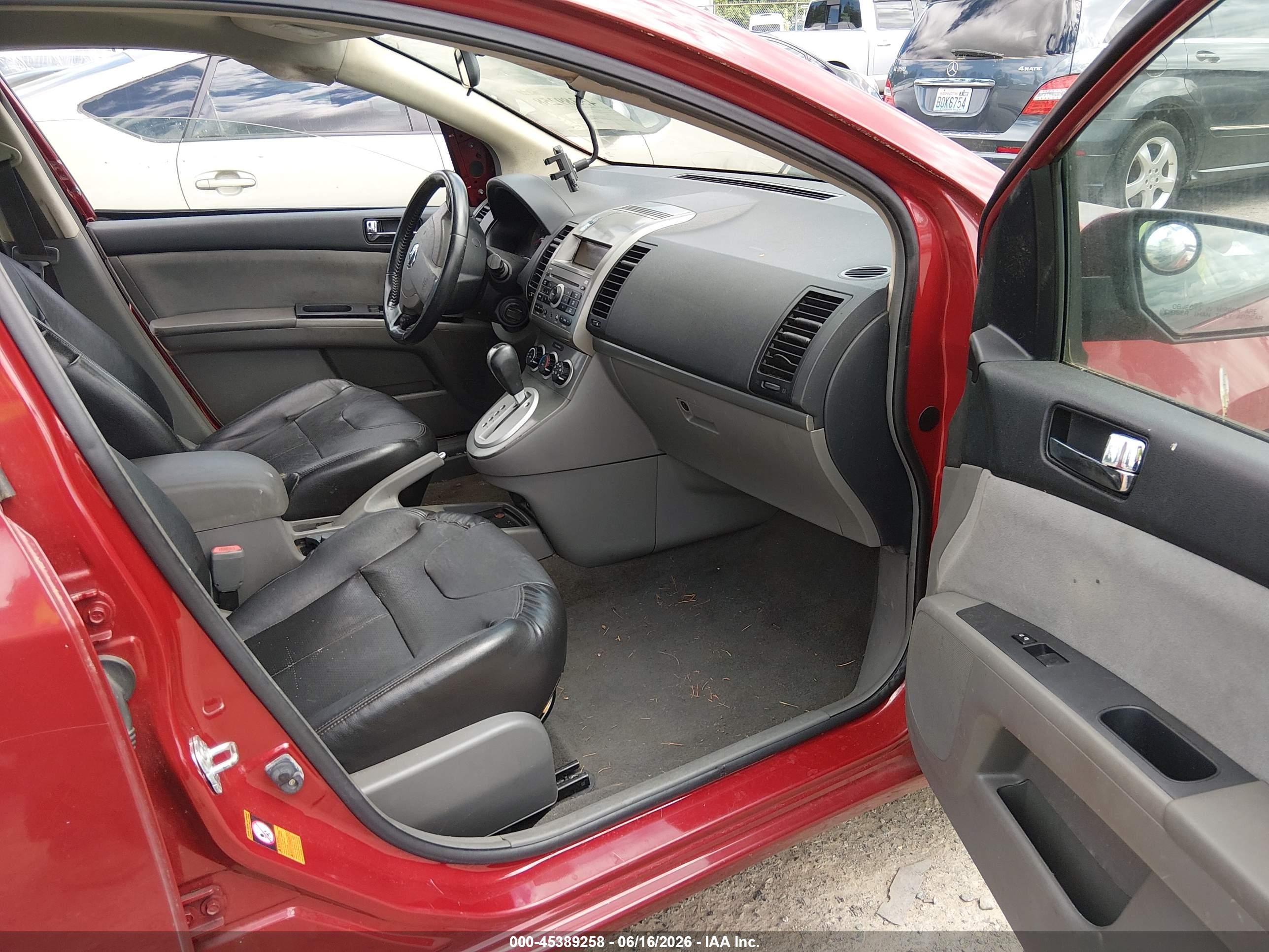 2007 Nissan Sentra 2.0sl Red vin: 3N1AB61E97L642745