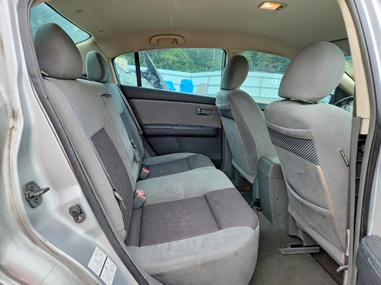 2008 Nissan Sentra 2.0 Silver vin: 3N1AB61E98L662088