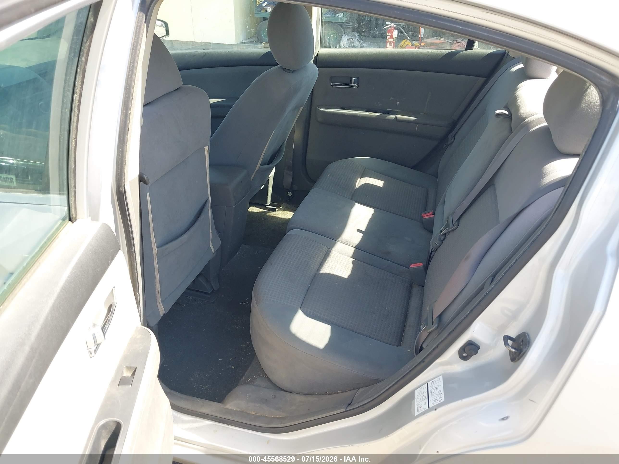 2008 Nissan Sentra 2.0 S Silver vin: 3N1AB61E98L696855