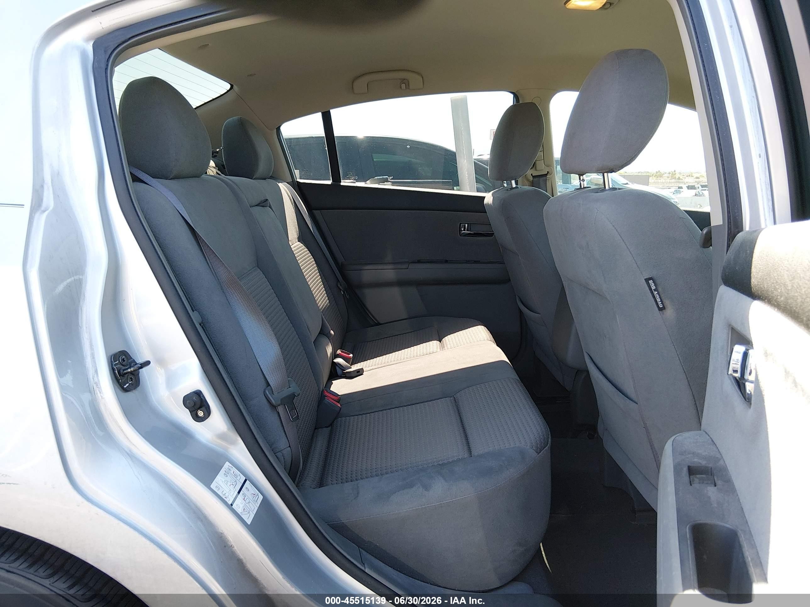 2008 Nissan Sentra 2.0 S Silver vin: 3N1AB61E98L733600