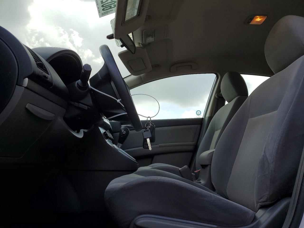 2009 Nissan Sentra 2.0 Silver vin: 3N1AB61E99L609649