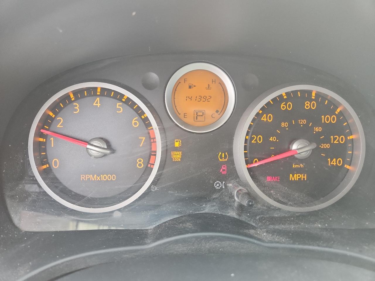 2009 Nissan Sentra 2.0 White vin: 3N1AB61E99L647236 Damage: Warning - Tire Pressure, On, Unacceptable