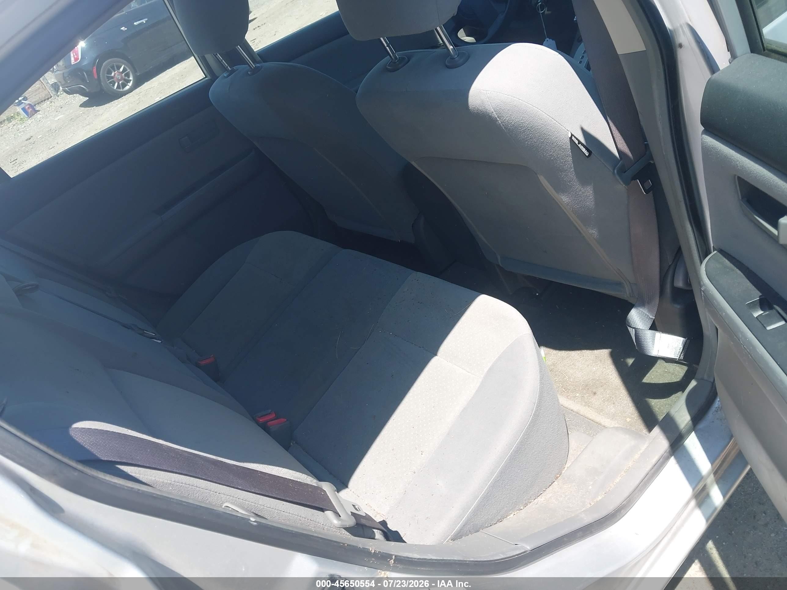 2009 Nissan Sentra 2.0 Silver vin: 3N1AB61E99L695223