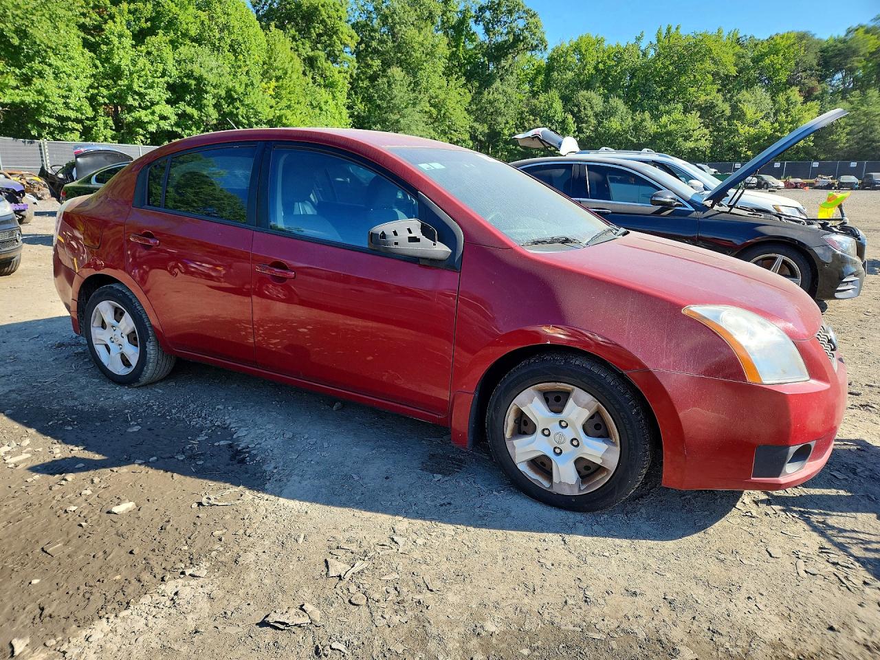 2007 Nissan Sentra 2.0 Red vin: 3N1AB61EX7L638705