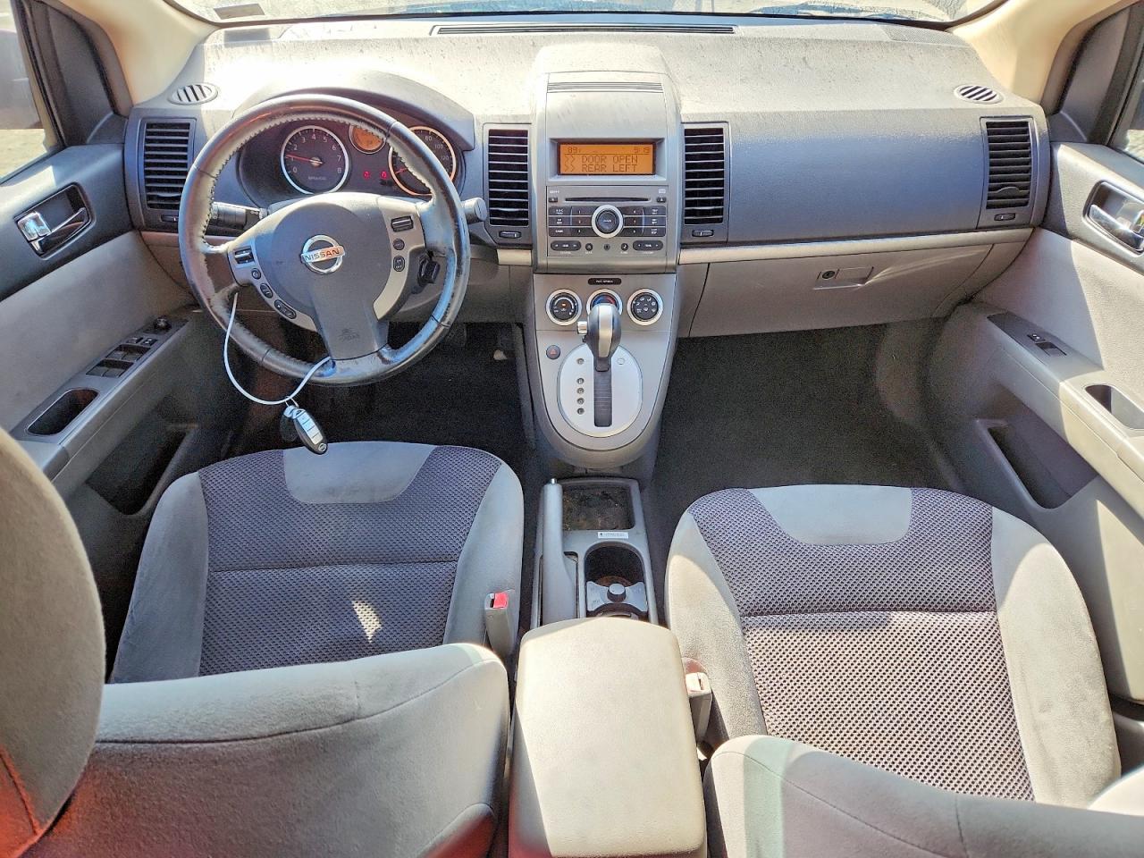 2007 Nissan Sentra 2.0 Red vin: 3N1AB61EX7L638705