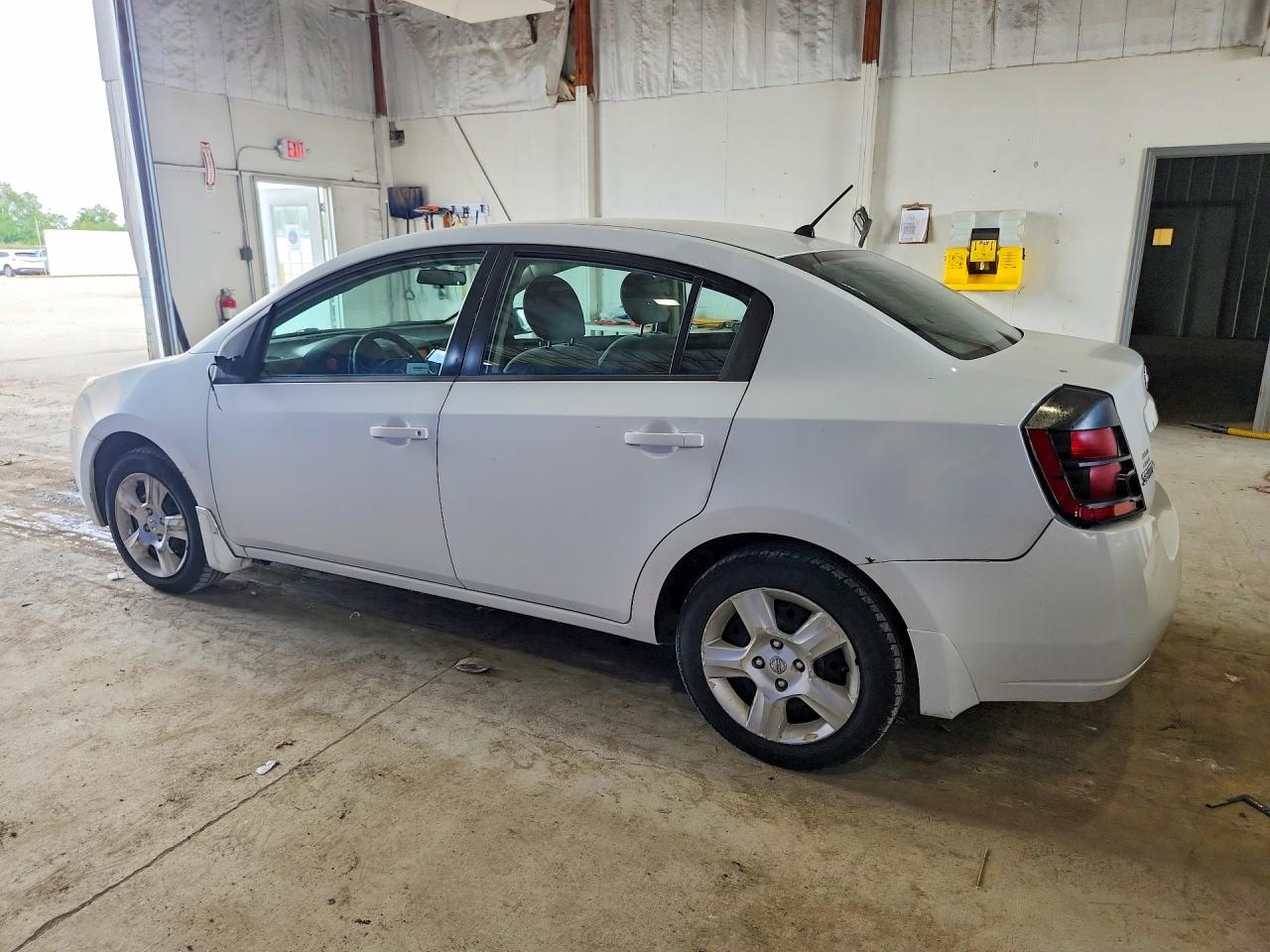 2007 Nissan Sentra 2.0 White vin: 3N1AB61EX7L641782