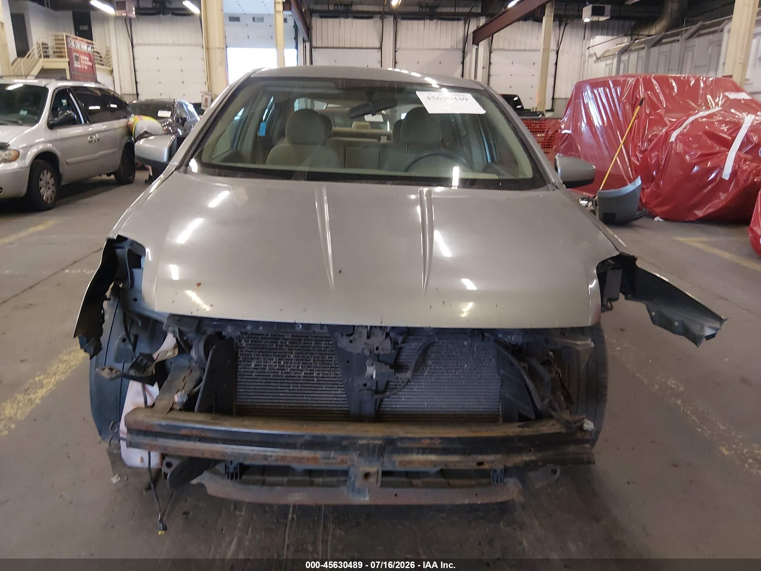 2008 Nissan Sentra 2.0 S Серебряный vin: 3N1AB61EX8L756948