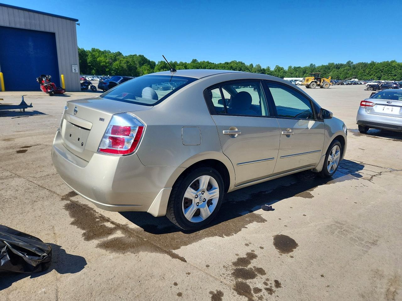 2009 Nissan Sentra 2.0 Beige vin: 3N1AB61EX9L684750