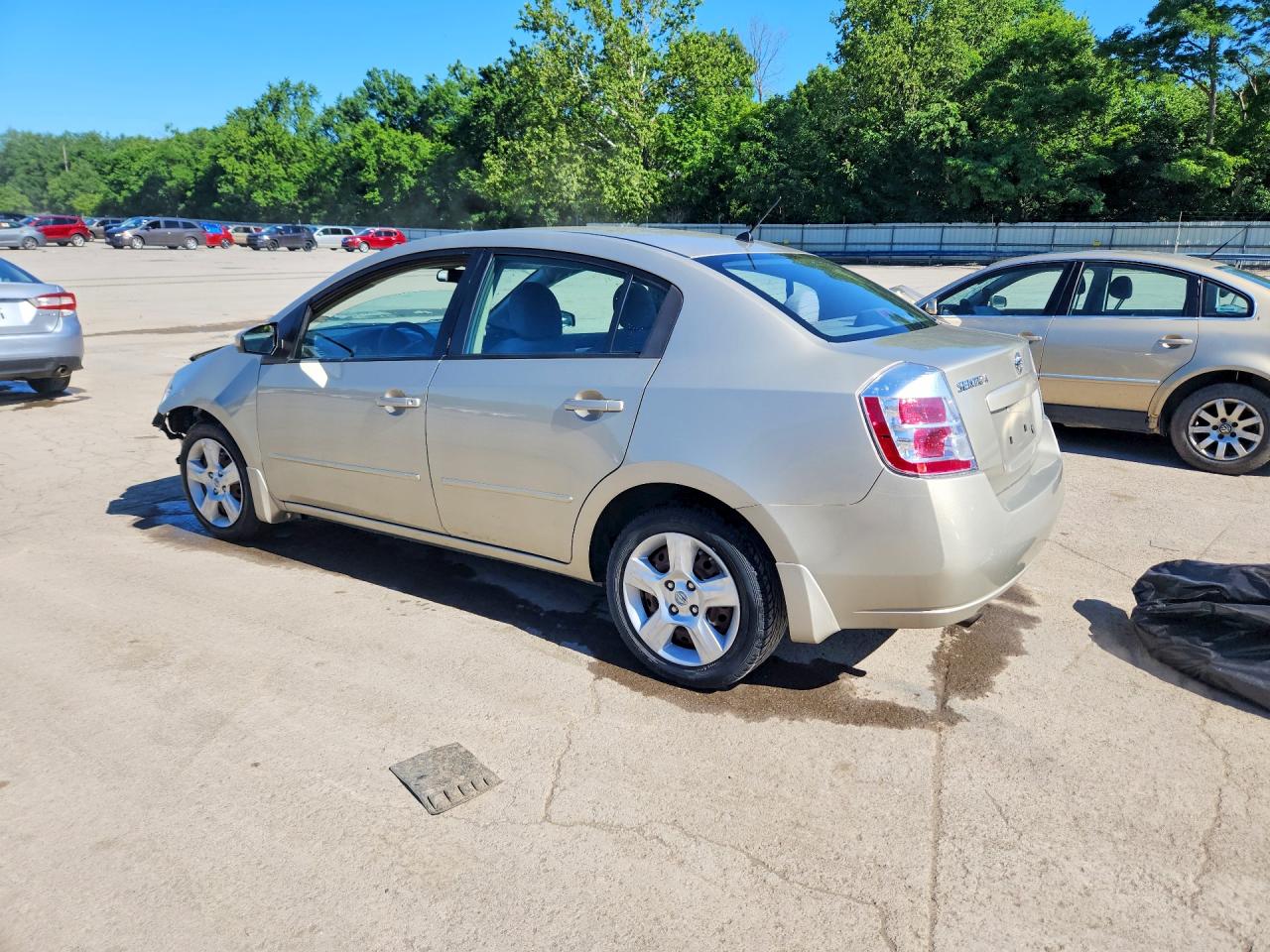 2009 Nissan Sentra 2.0 Beige vin: 3N1AB61EX9L684750