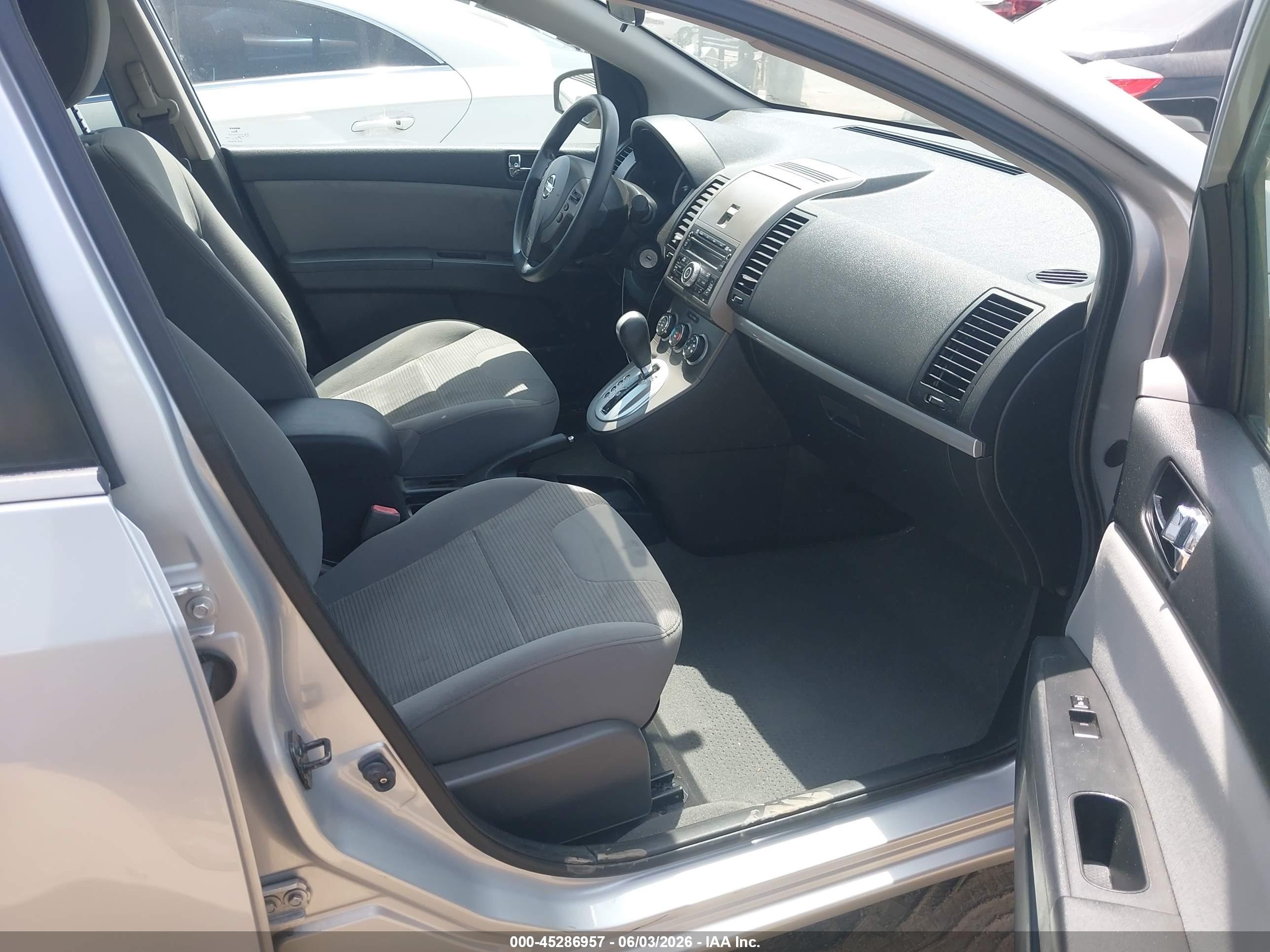 2010 Nissan Sentra 2.0s Gray vin: 3N1AB6AP0AL648152