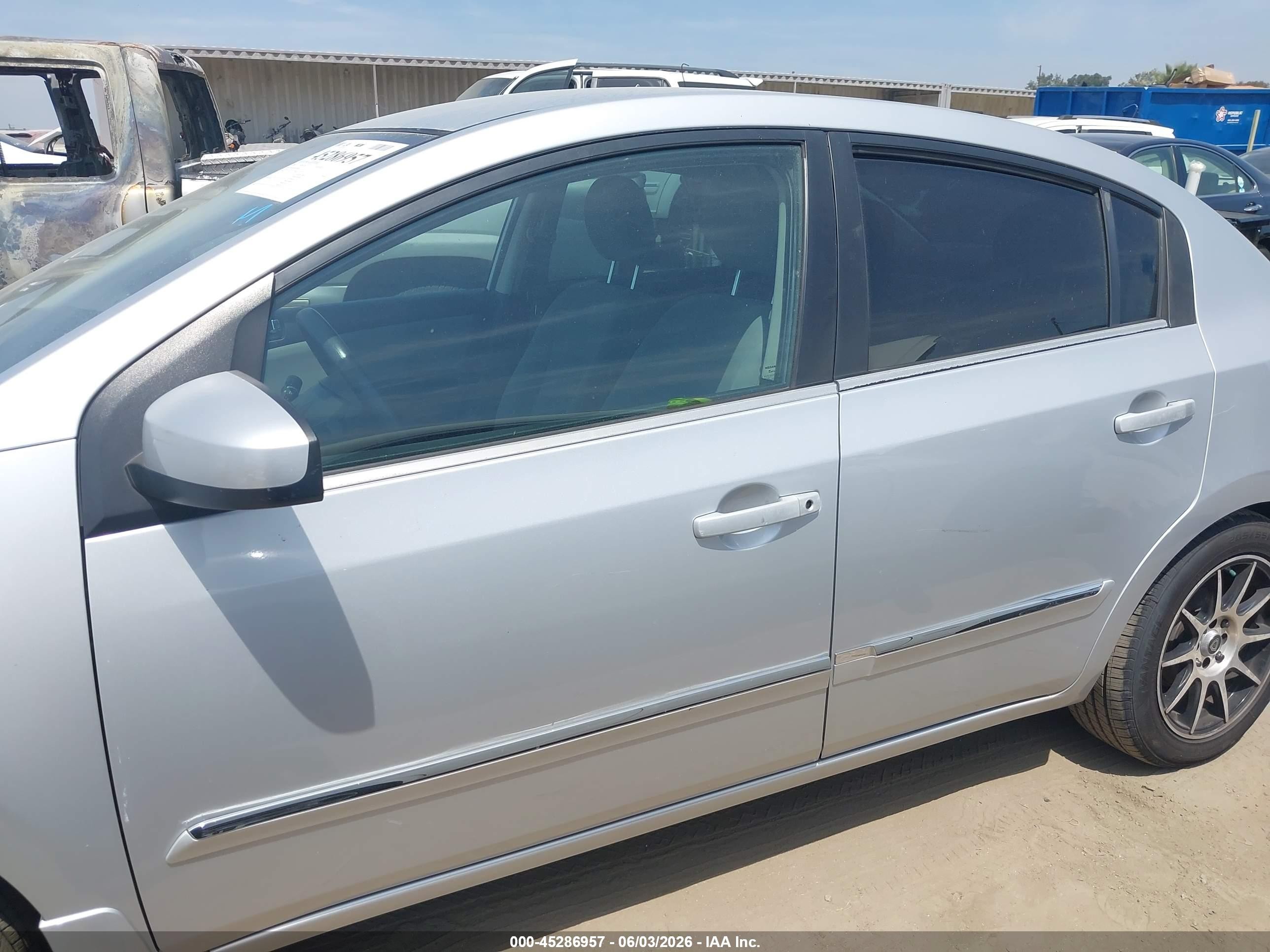 2010 Nissan Sentra 2.0s Gray vin: 3N1AB6AP0AL648152