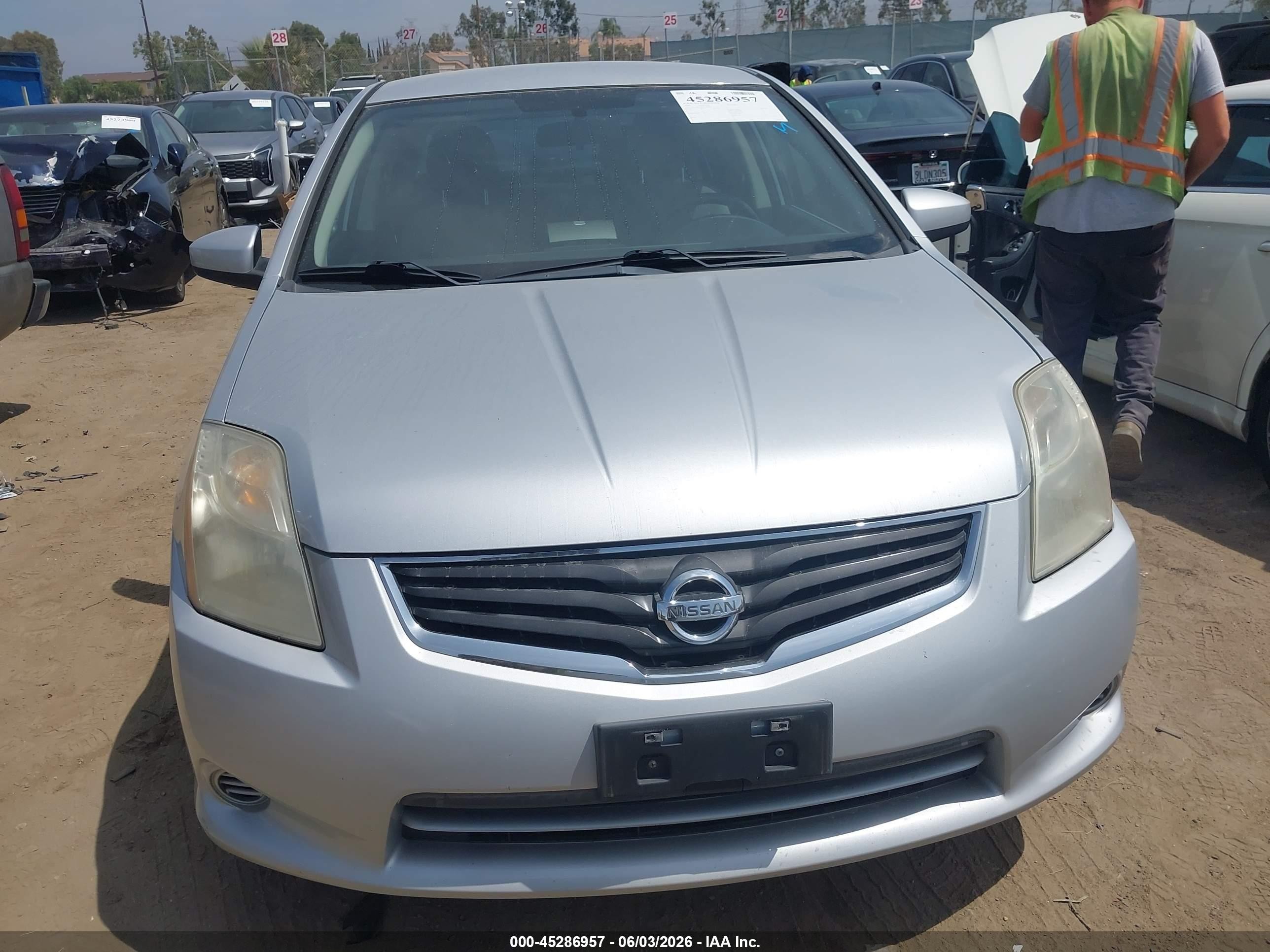 2010 Nissan Sentra 2.0s Gray vin: 3N1AB6AP0AL648152