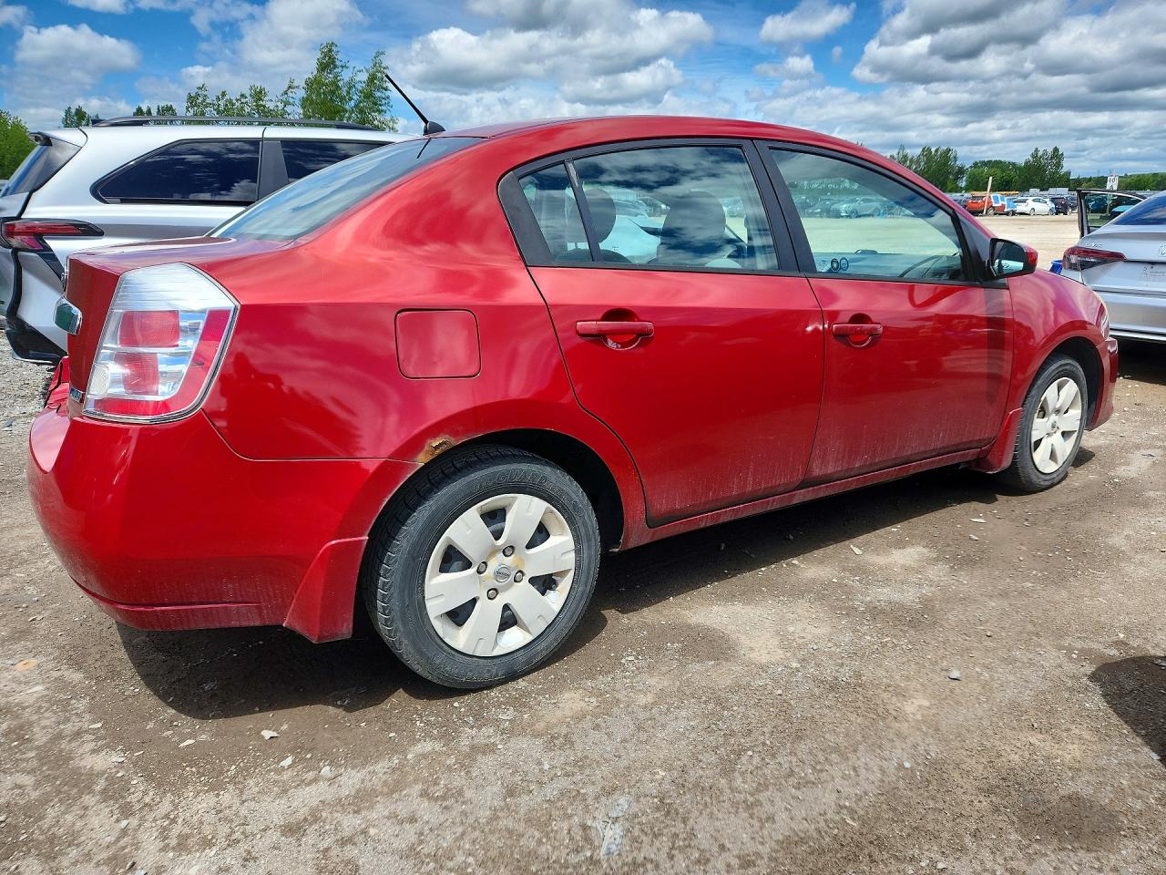 2010 Nissan Sentra 2.0 Красный vin: 3N1AB6AP0AL683208