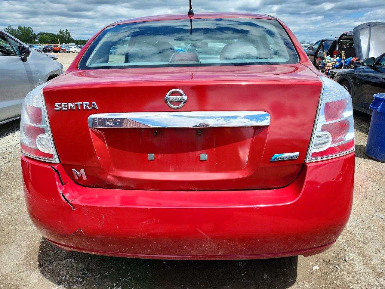 2010 Nissan Sentra 2.0 Красный vin: 3N1AB6AP0AL683208