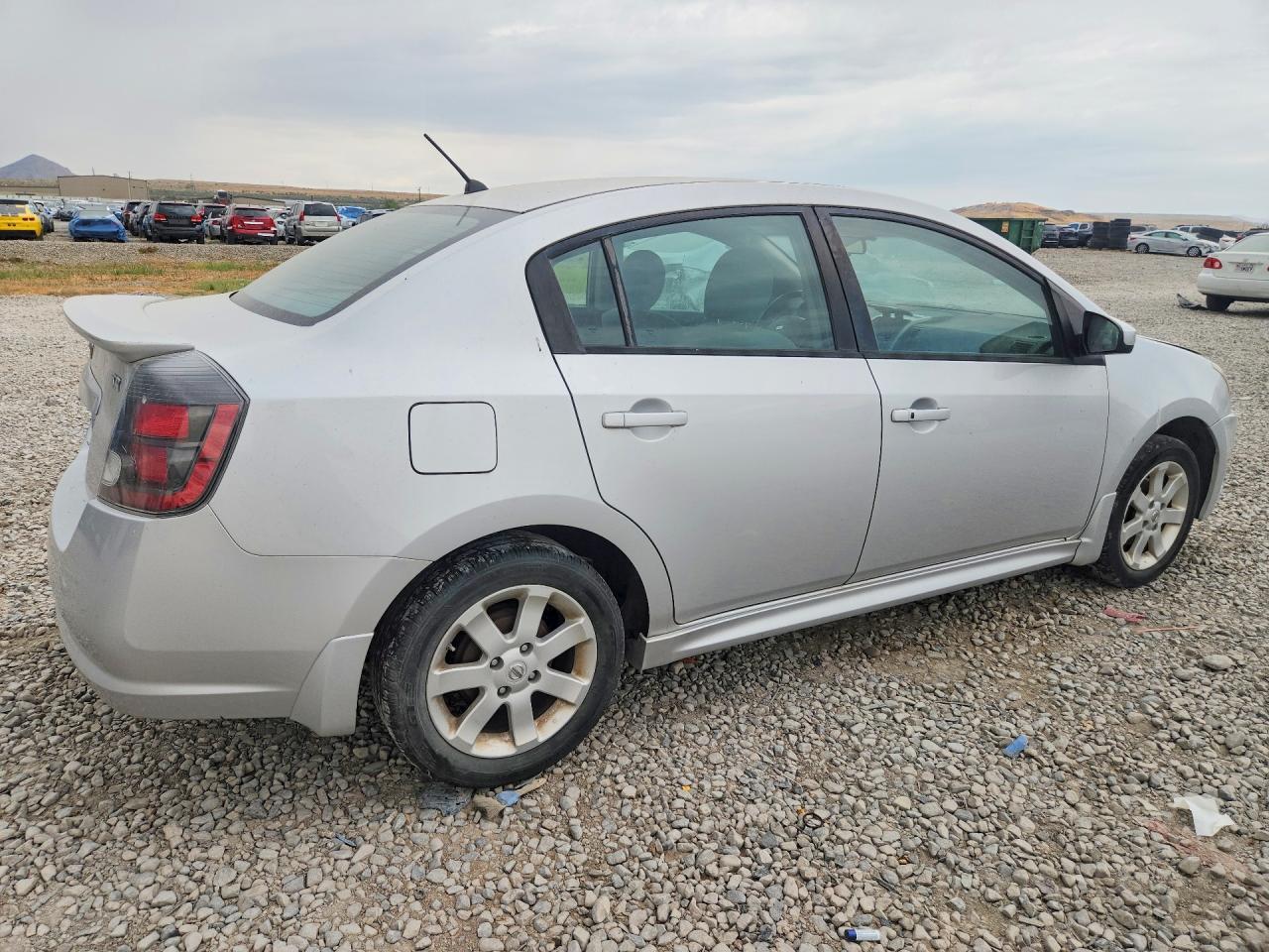 2010 Nissan Sentra 2.0 Silver vin: 3N1AB6AP0AL688182