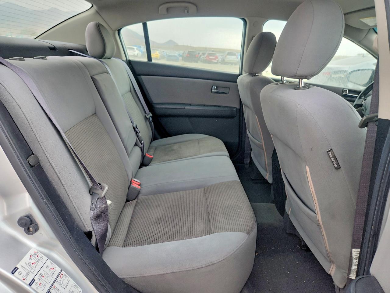 2010 Nissan Sentra 2.0 Silver vin: 3N1AB6AP0AL688182