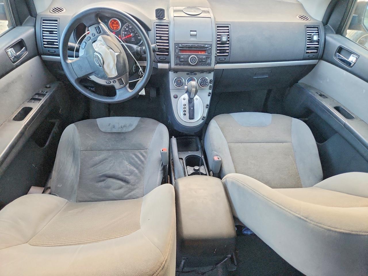 2010 Nissan Sentra 2.0 Red vin: 3N1AB6AP0AL719804
