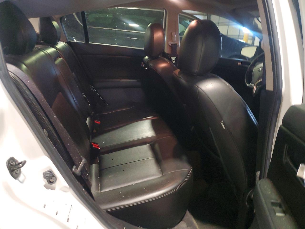 2011 Nissan Sentra 2.0 White vin: 3N1AB6AP0BL614407