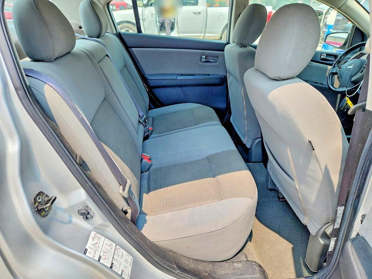 2011 Nissan Sentra 2.0 Silver vin: 3N1AB6AP0BL621079